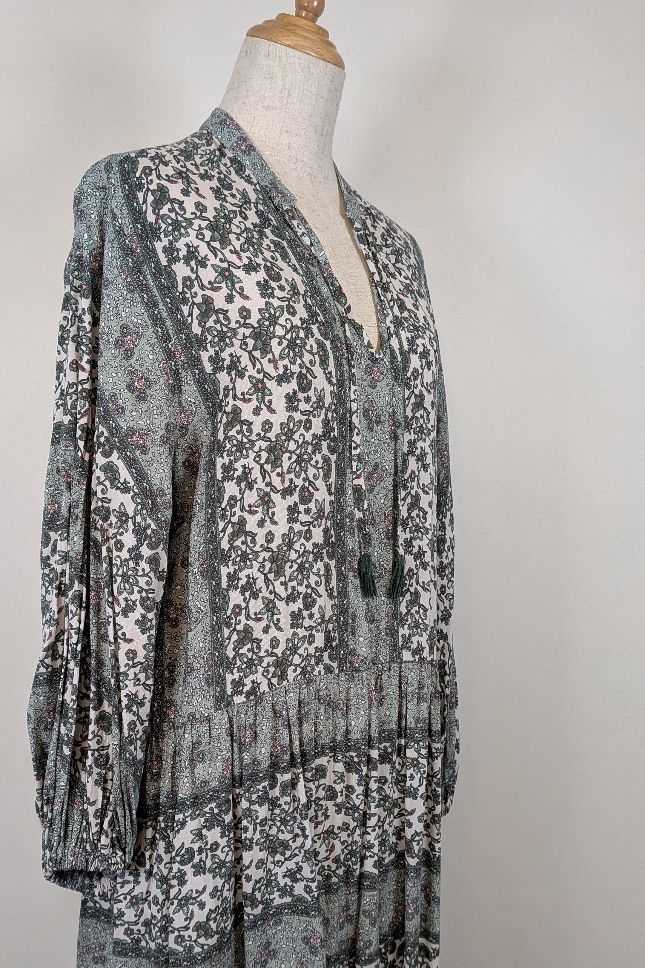 Carolina Lifestyle Label Green Shayla Maxi Dress Size L