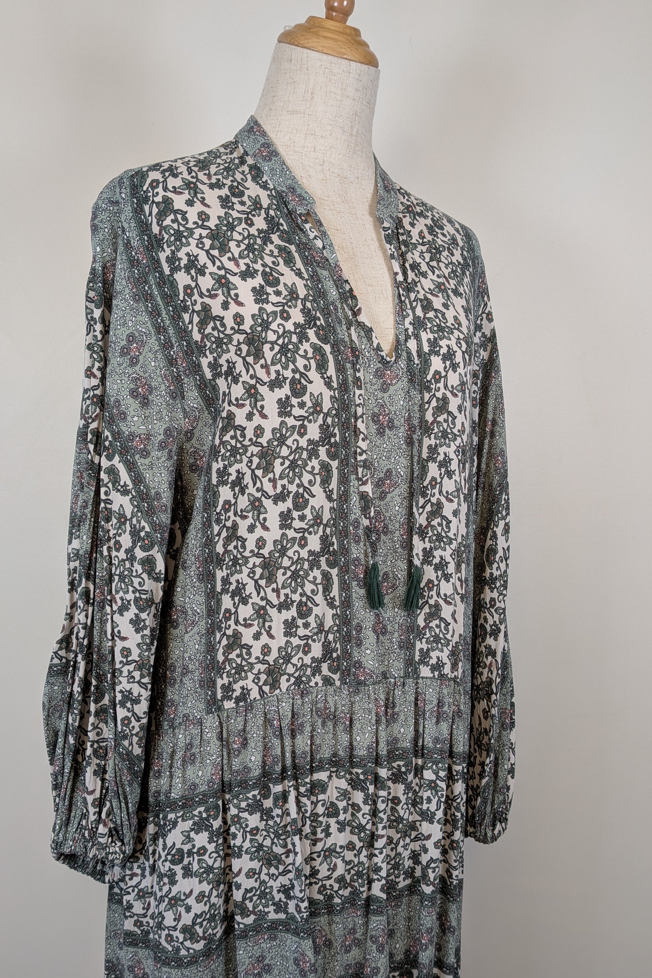 Carolina Lifestyle Label Green Shayla Maxi Dress Size L