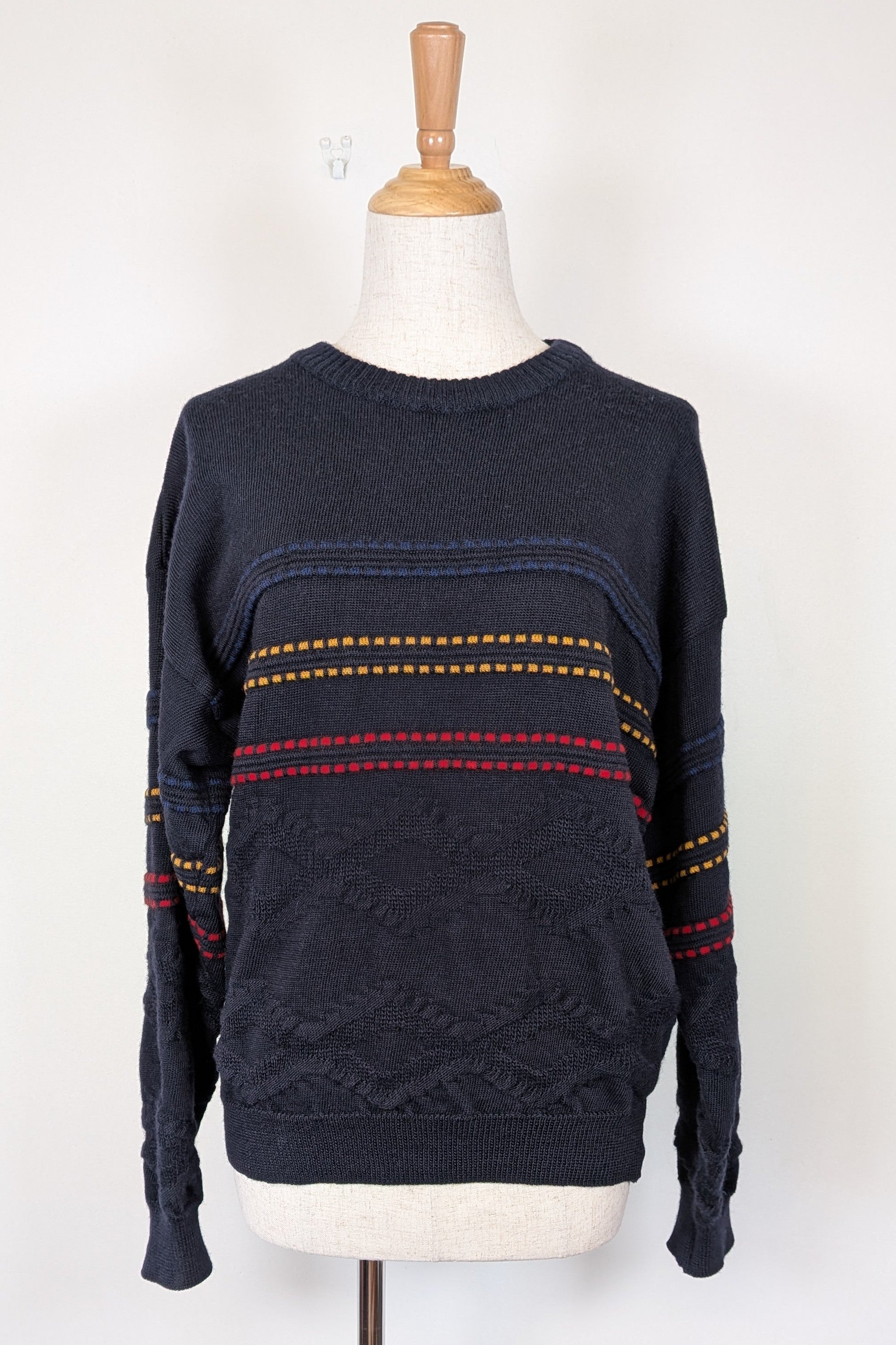 Vintage 90s Sovrano Australia 3D Cable Knit Pure New Wool Jumper Size L