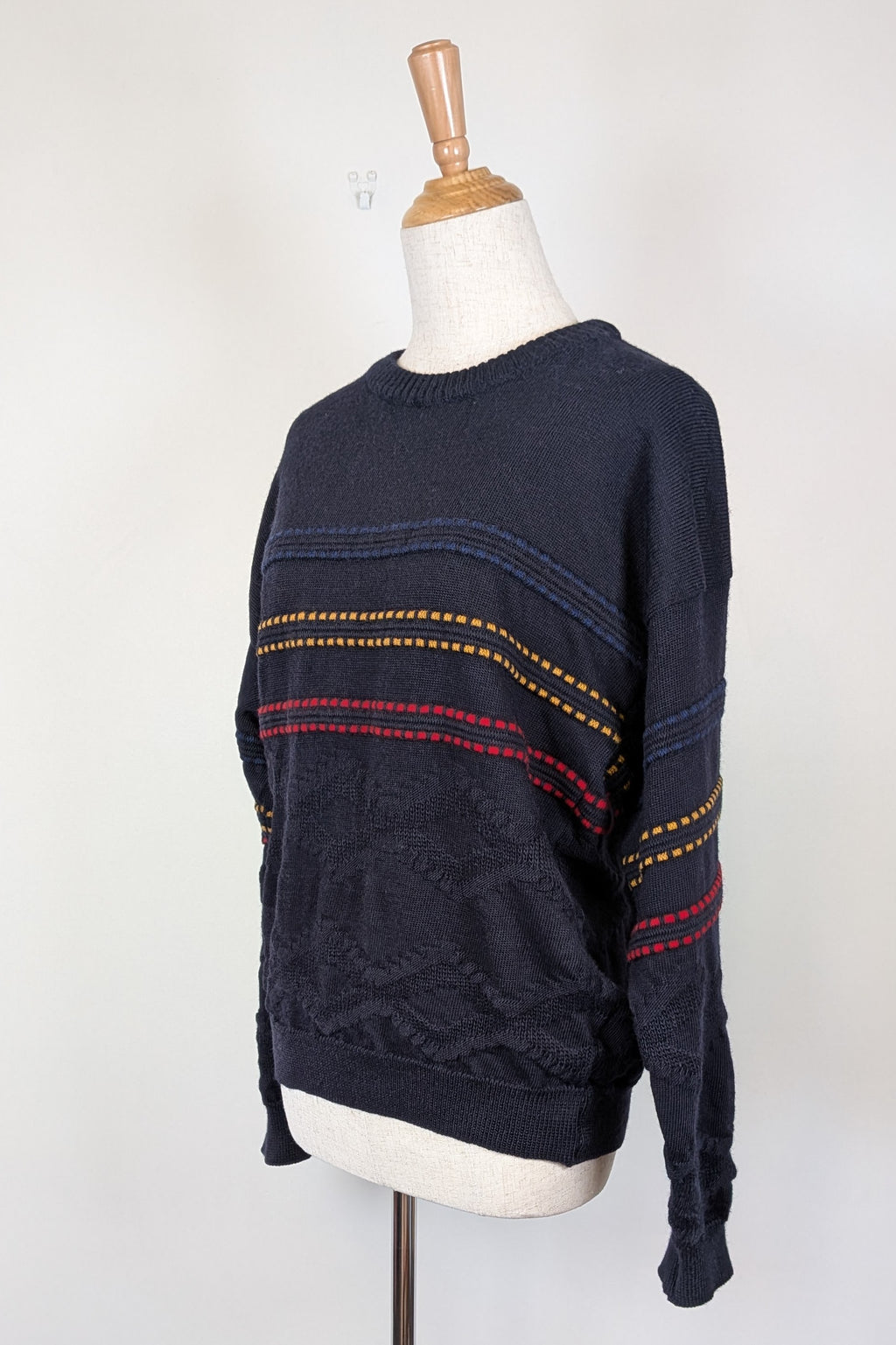Vintage 90s Sovrano Australia 3D Cable Knit Pure New Wool Jumper Size L