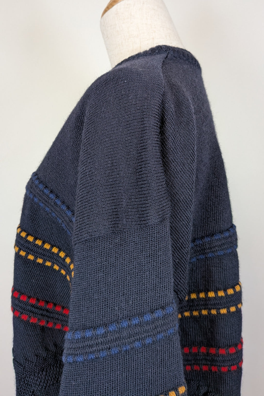 Vintage 90s Sovrano Australia 3D Cable Knit Pure New Wool Jumper Size L