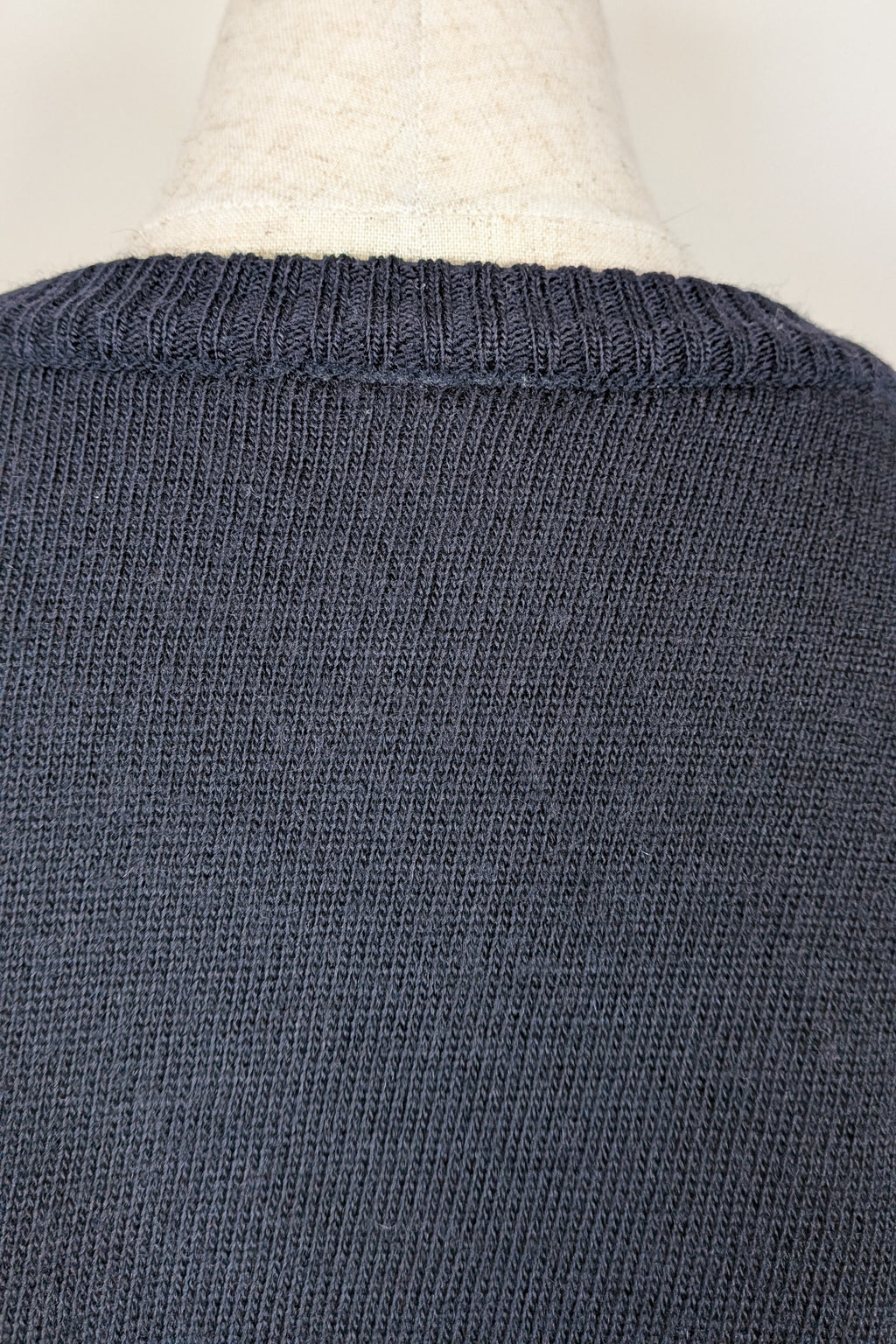 Vintage 90s Sovrano Australia 3D Cable Knit Pure New Wool Jumper Size L