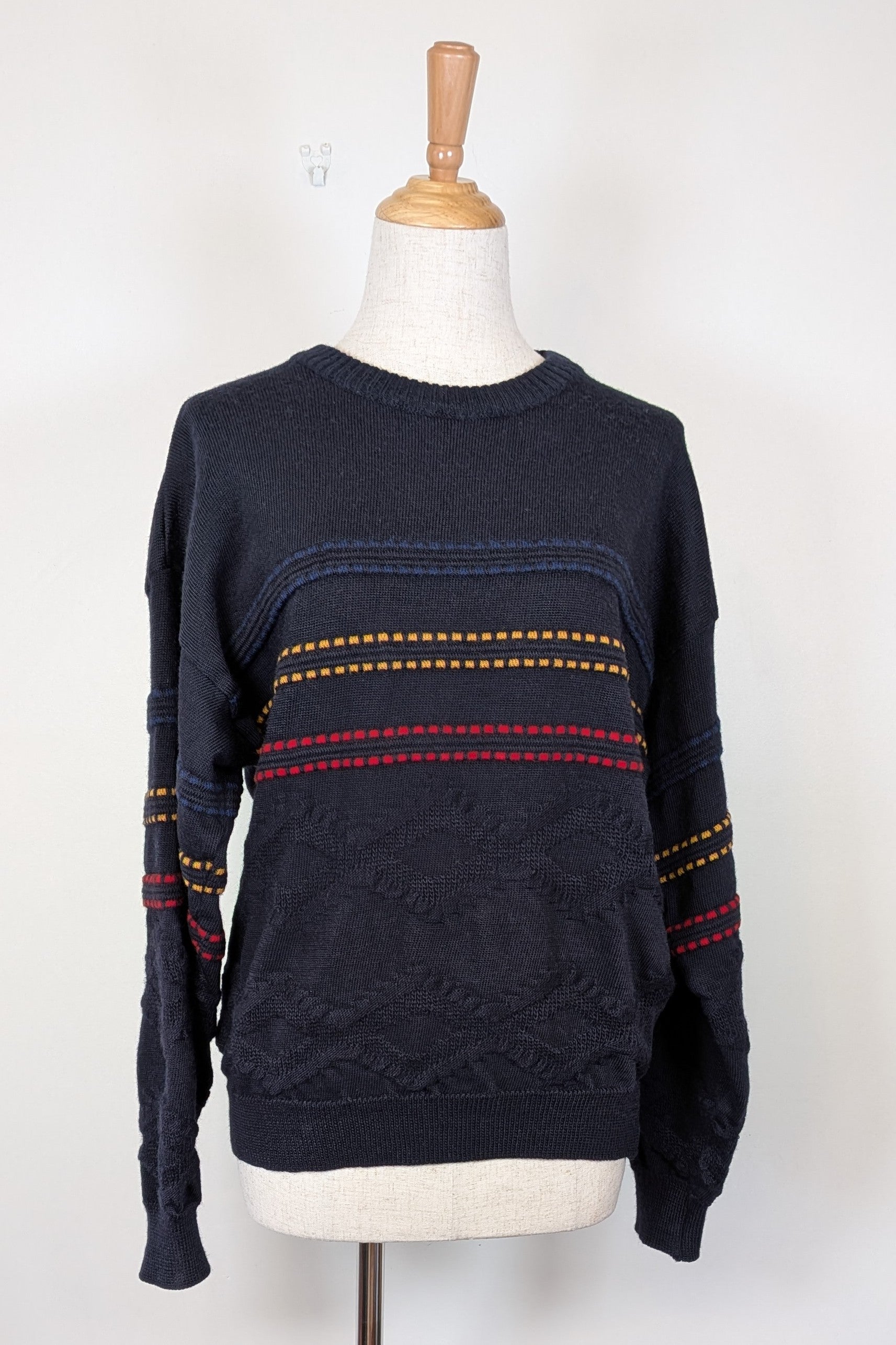 Vintage 90s Sovrano Australia 3D Cable Knit Pure New Wool Jumper Size L