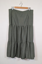 Liz Jordan Designer Collection Tiered Linen Skirt in Dusty Olive Size 18 BNWT RRP $129.99