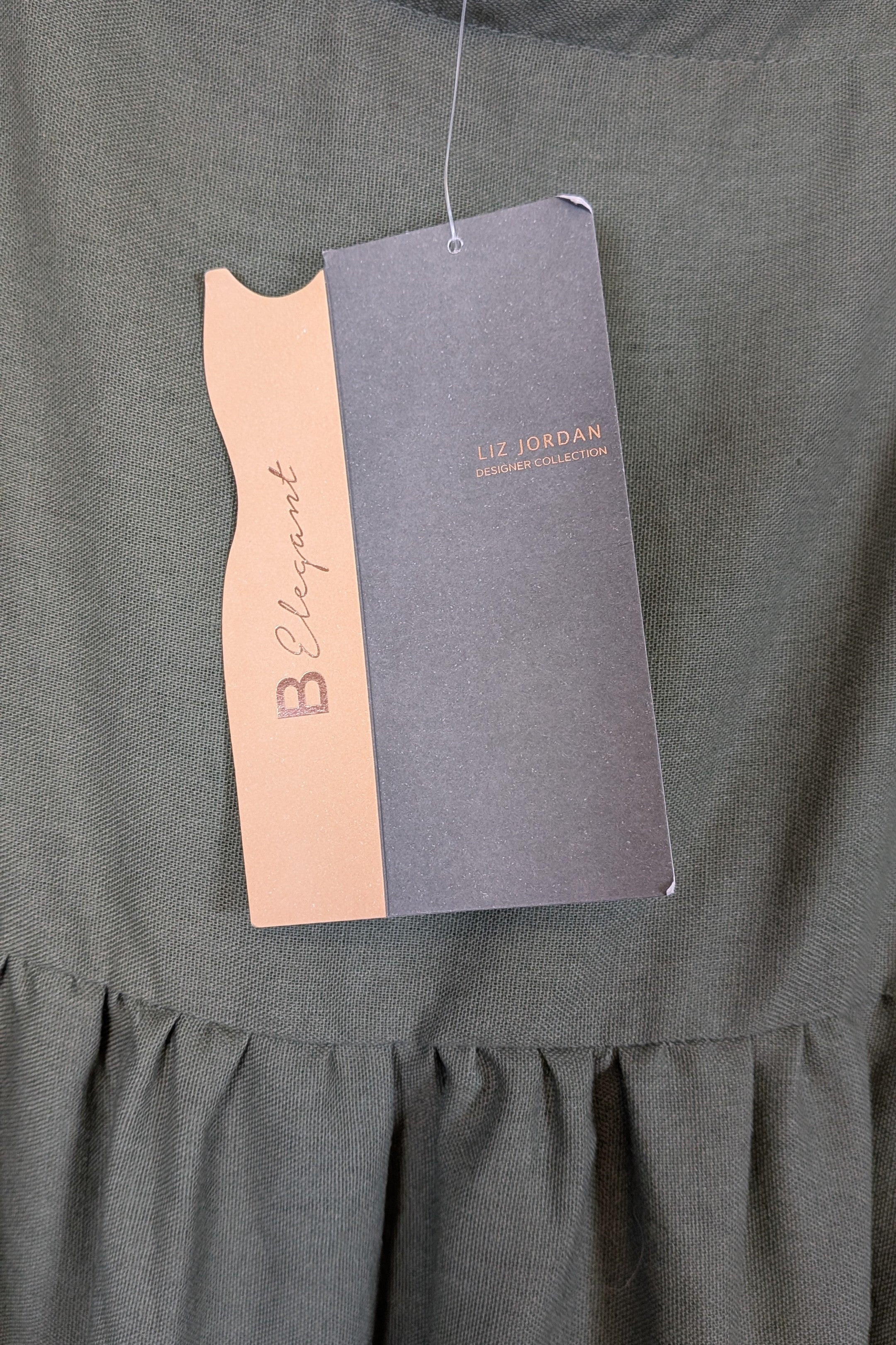 Liz Jordan Designer Collection Tiered Linen Skirt in Dusty Olive Size 18 BNWT RRP $129.99