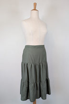Liz Jordan Designer Collection Tiered Linen Skirt in Dusty Olive Size 18 BNWT RRP $129.99