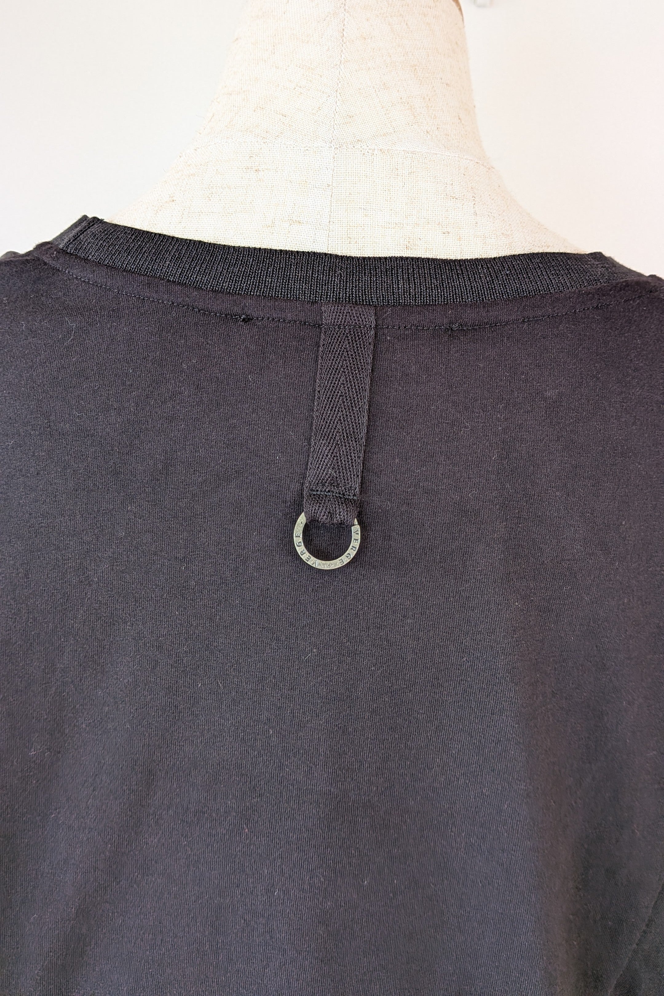 Verge Rapid Top in Black Size S BNWT RRP $200