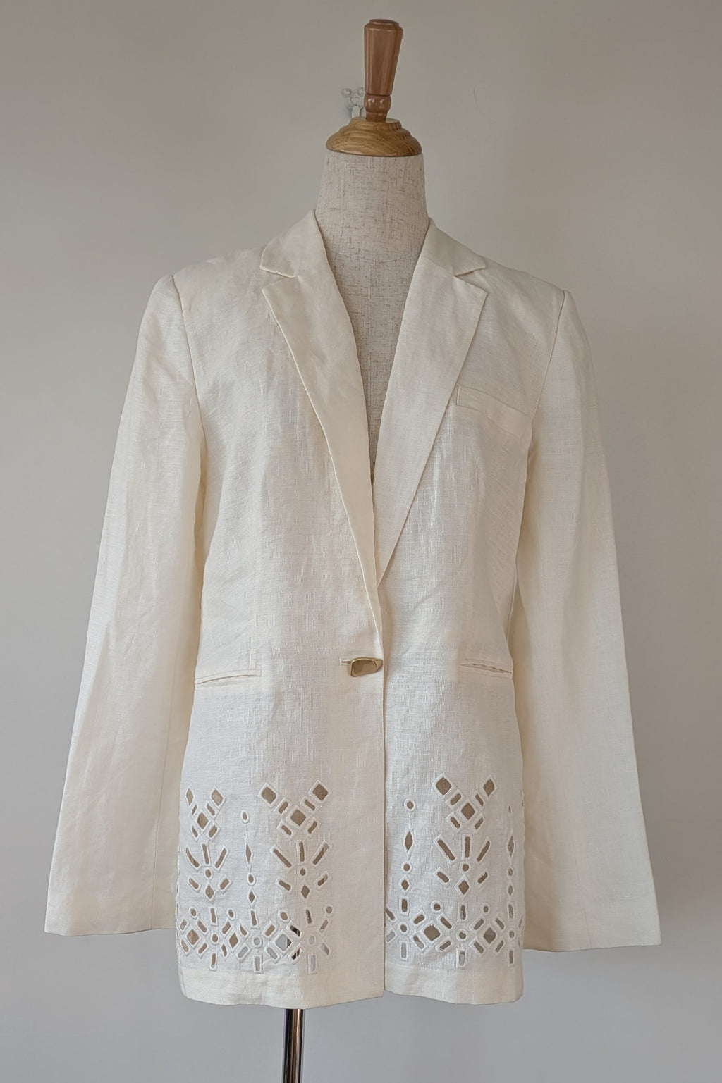 Aje Rosa Broderie Blazer in Ivory Size 10 BNWOT RRP $495