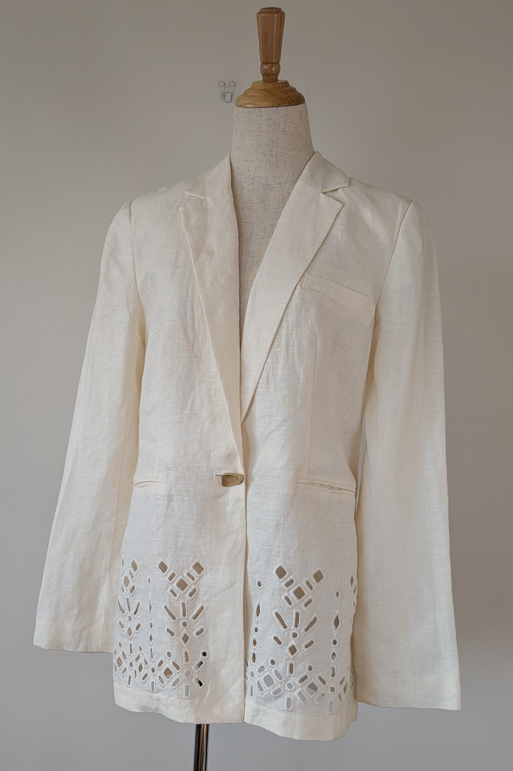 Aje Rosa Broderie Blazer in Ivory Size 10 BNWOT RRP $495