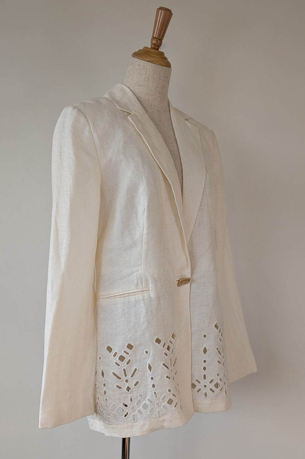 Aje Rosa Broderie Blazer in Ivory Size 10 BNWOT RRP $495