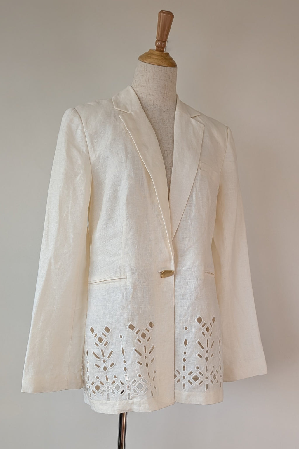 Aje Rosa Broderie Blazer in Ivory Size 10 BNWOT RRP $495