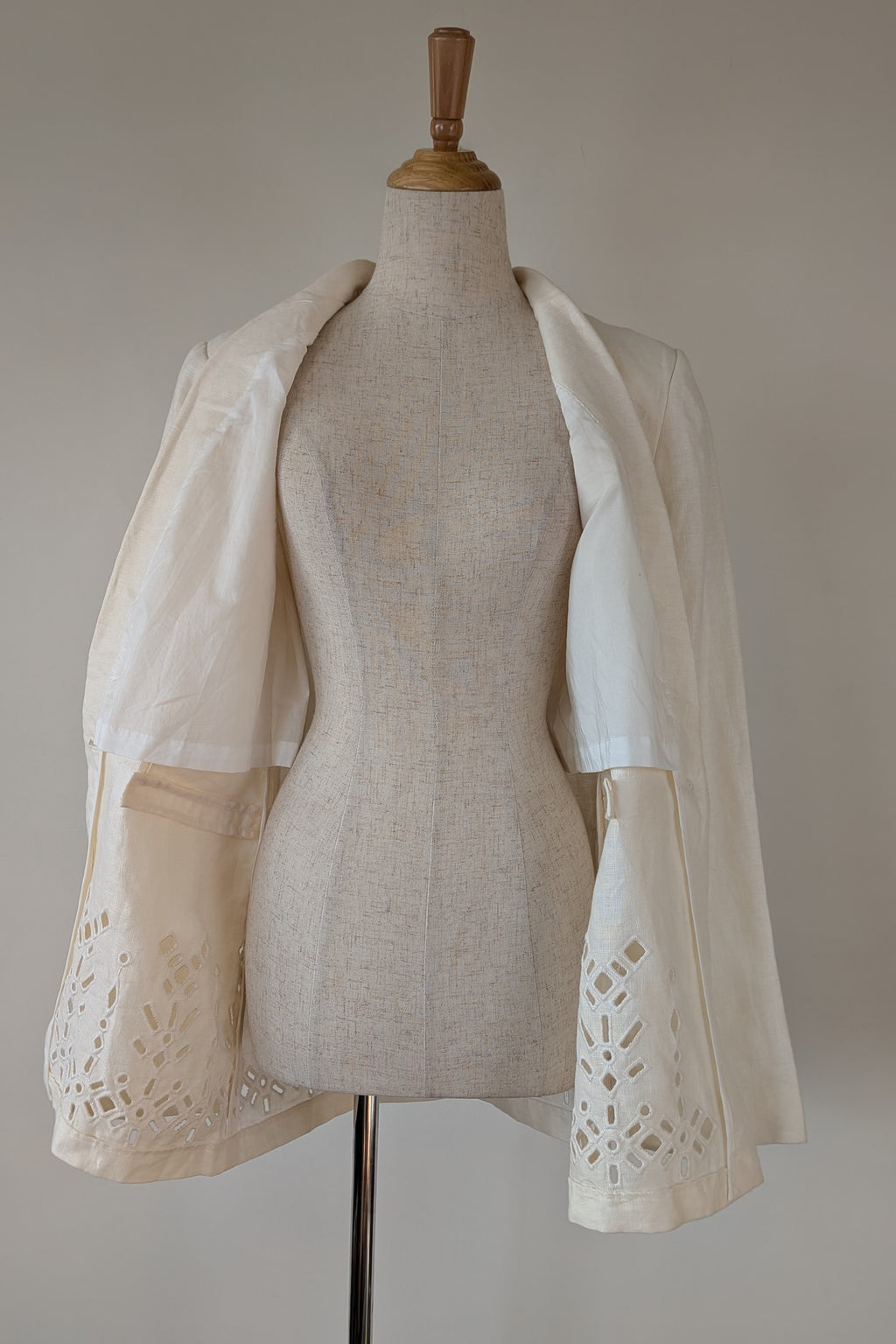 Aje Rosa Broderie Blazer in Ivory Size 10 BNWOT RRP $495