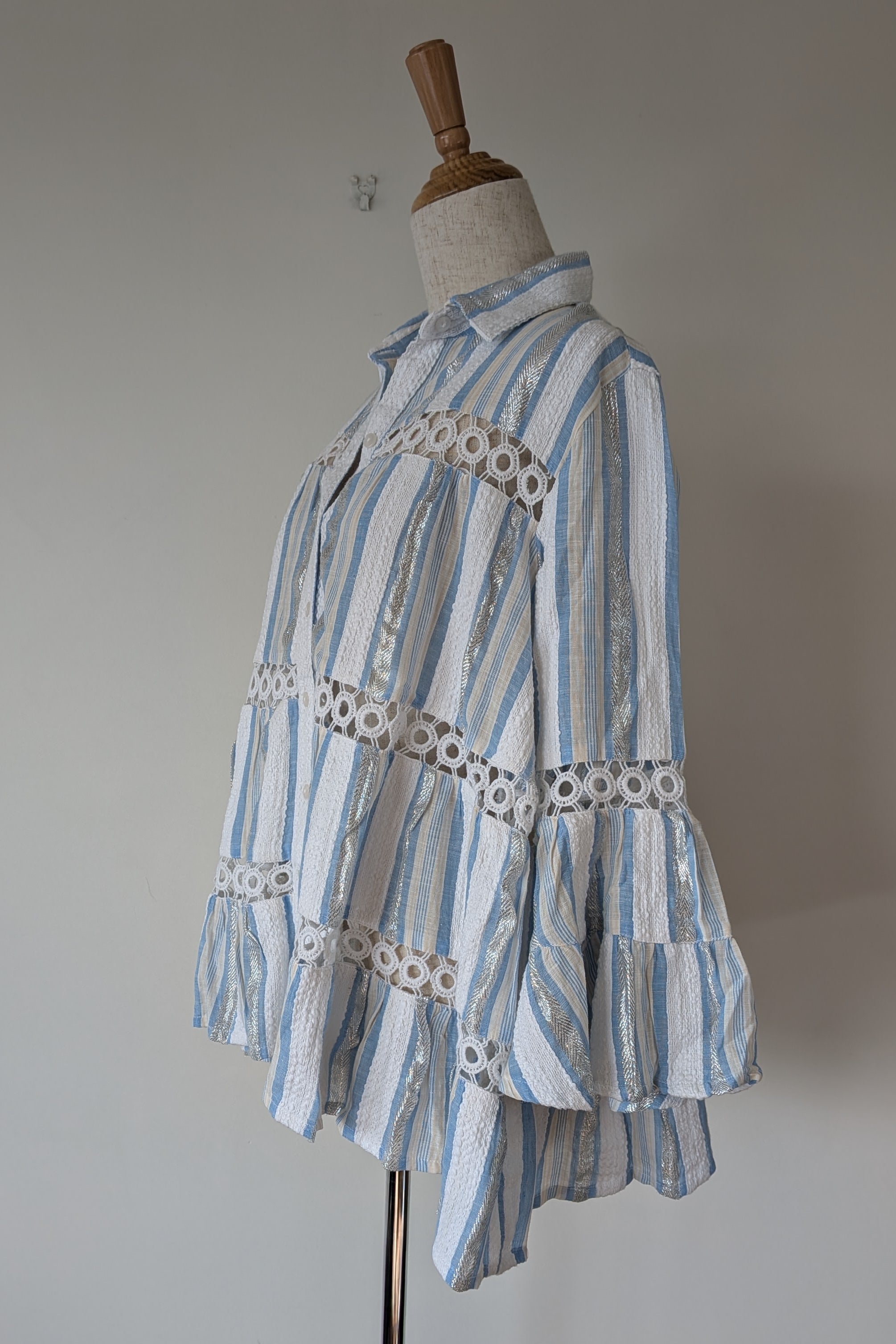 Azure and Indigo Aluna Swing Shirt Size XS BNWOT RRP $159