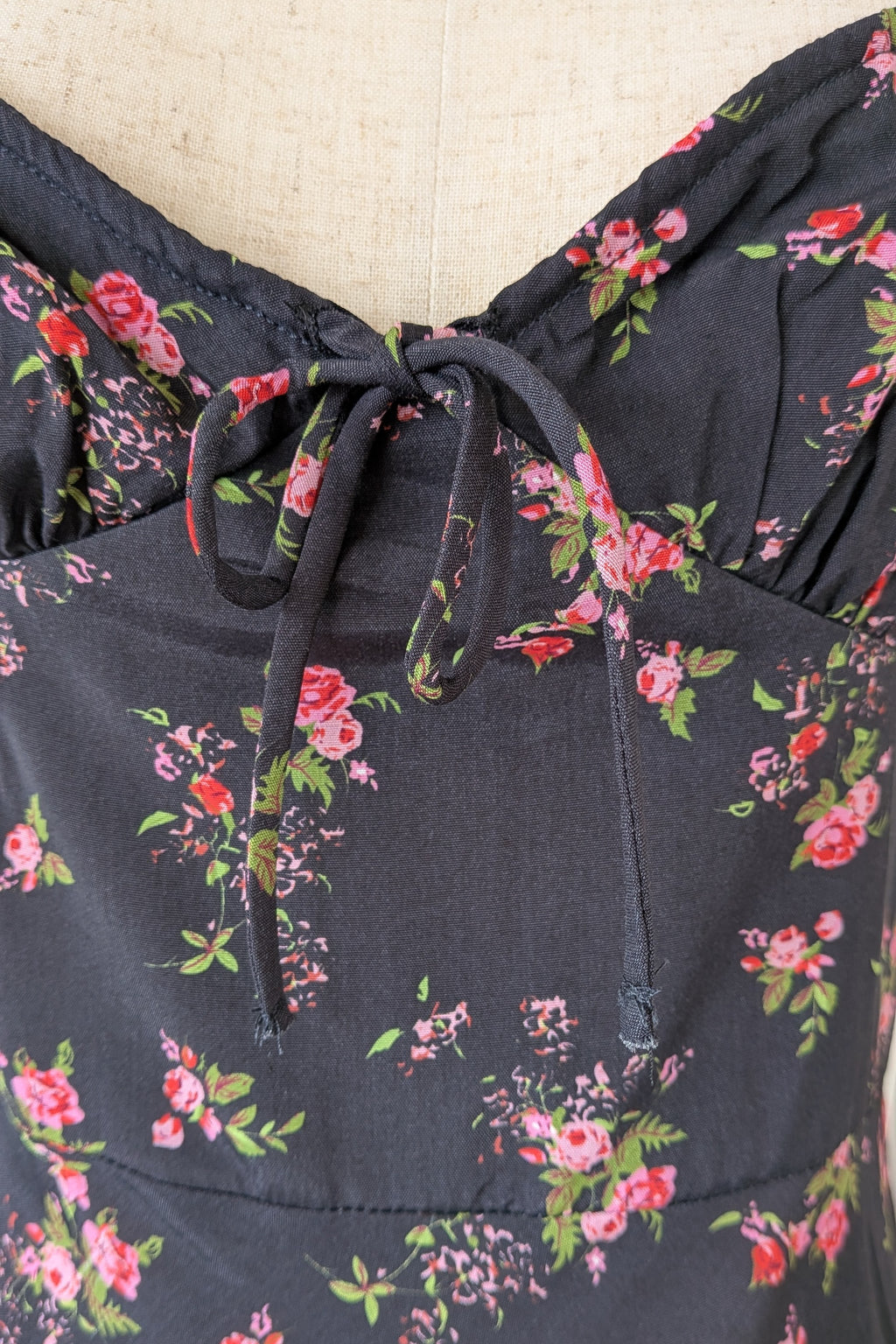 Lulu & Rose Daphne Midi Floral Dress Size S BNWT RRP $119.95