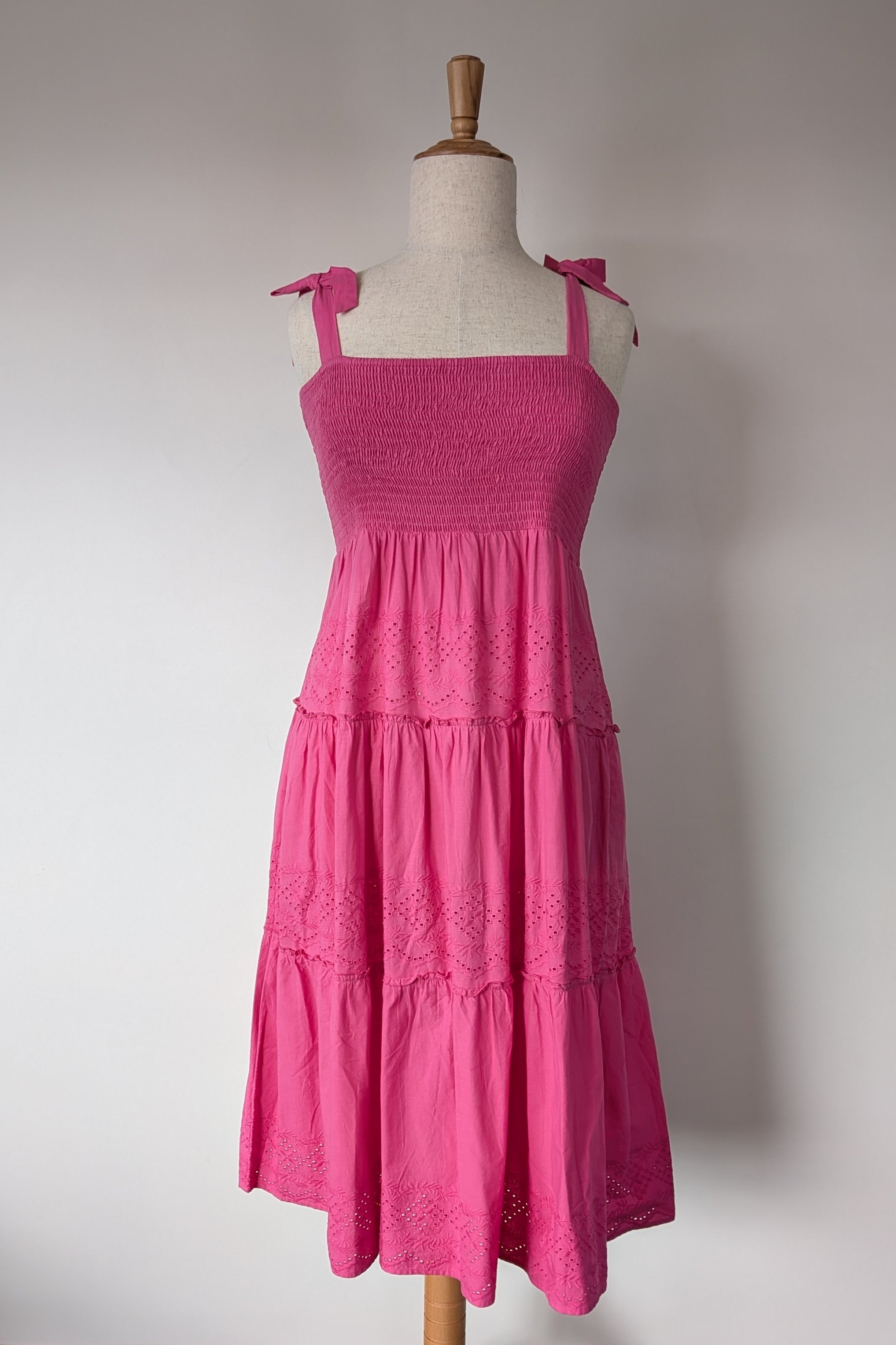 Joop & Gypsy Broderie Shirred Dress in Pink Size 16 BNWT RRP $89.95