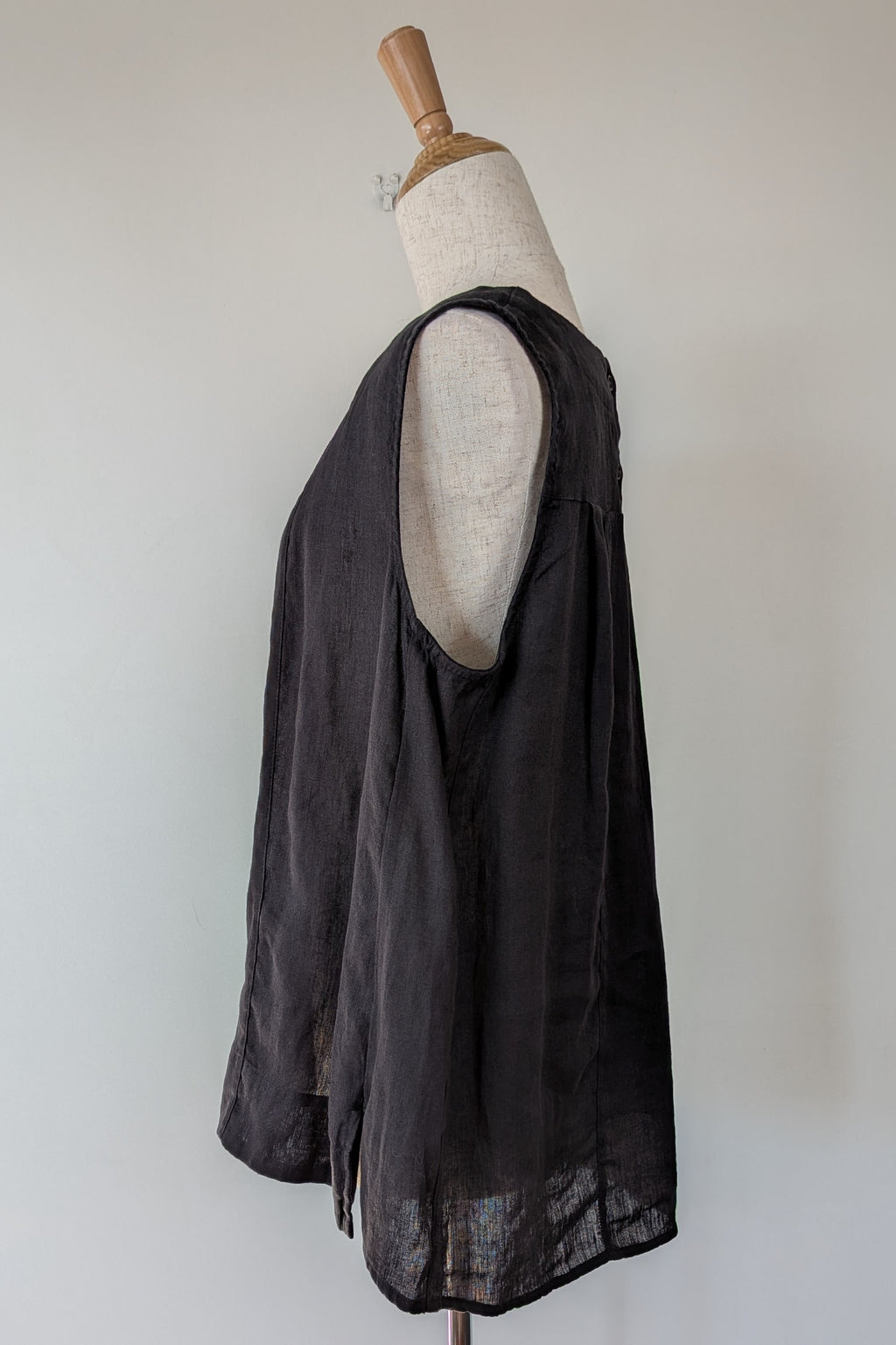 Worthier The Label Black 100% Linen Shirt Size M/L
