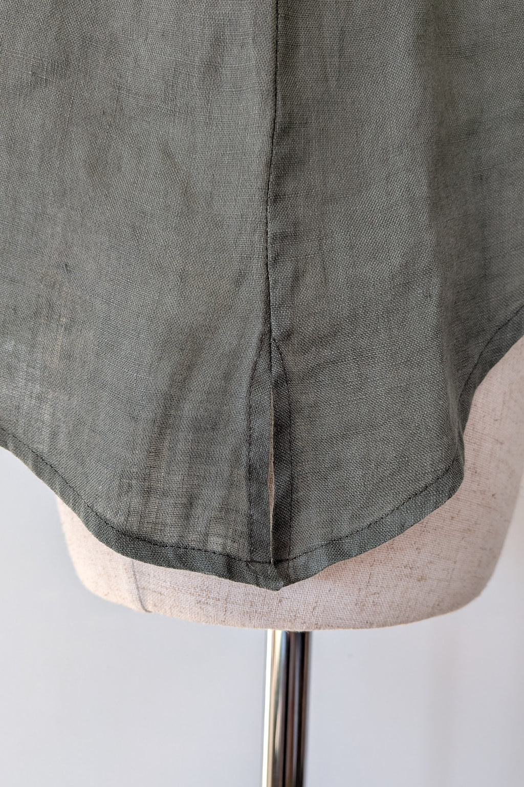 Alessandra Khaki 100% Linen Shirt Size XXS