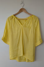 Country Road Short Sleeve Soft Popover in Daisy Size 10