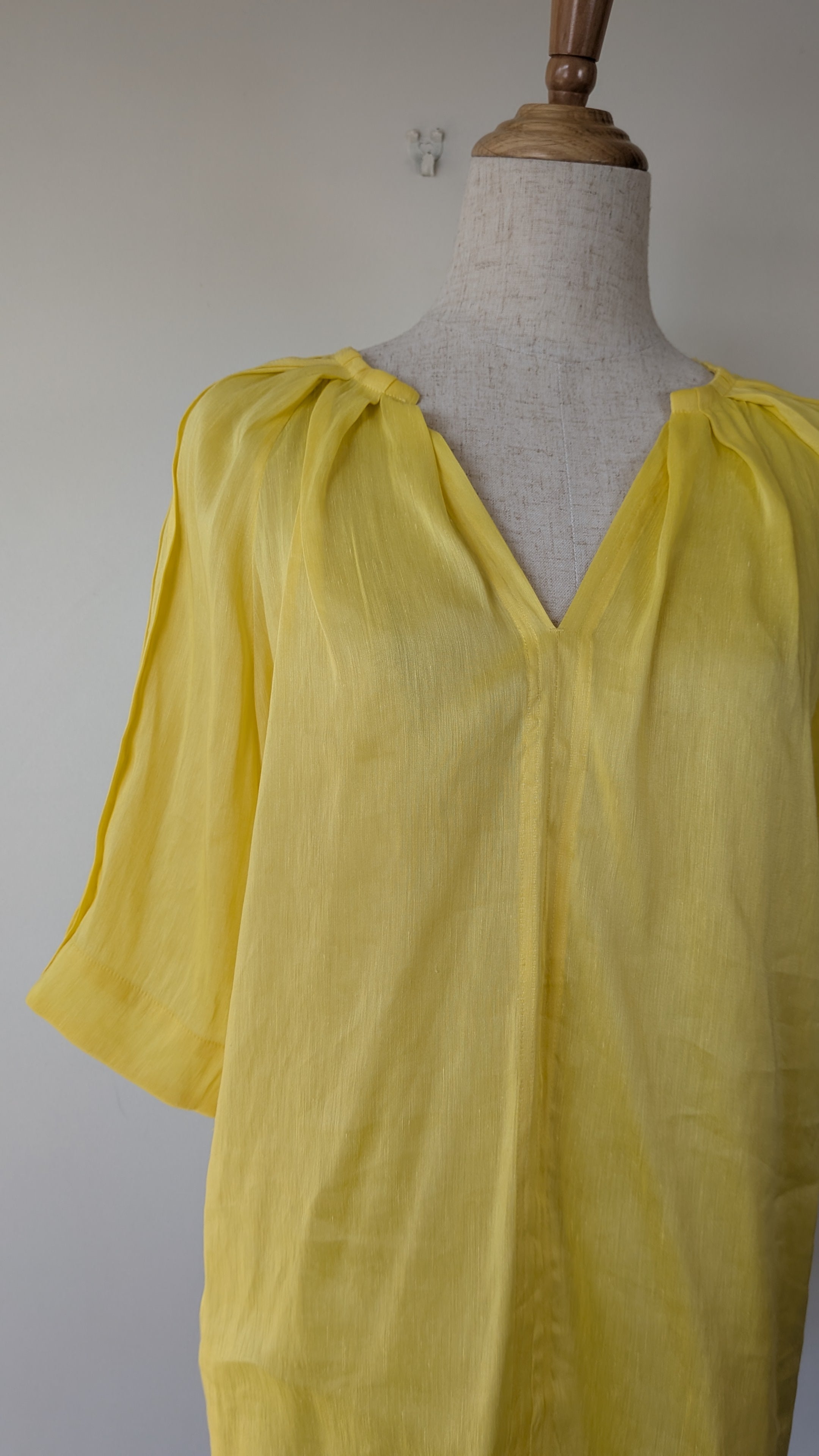 Country Road Short Sleeve Soft Popover in Daisy Size 10