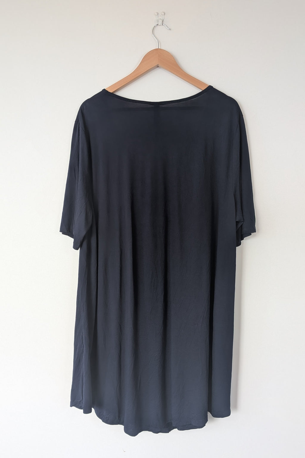 Taking Shape Nekesha Bamboo Tunic in Dark Indigo Size M BNWT RRP $109.95