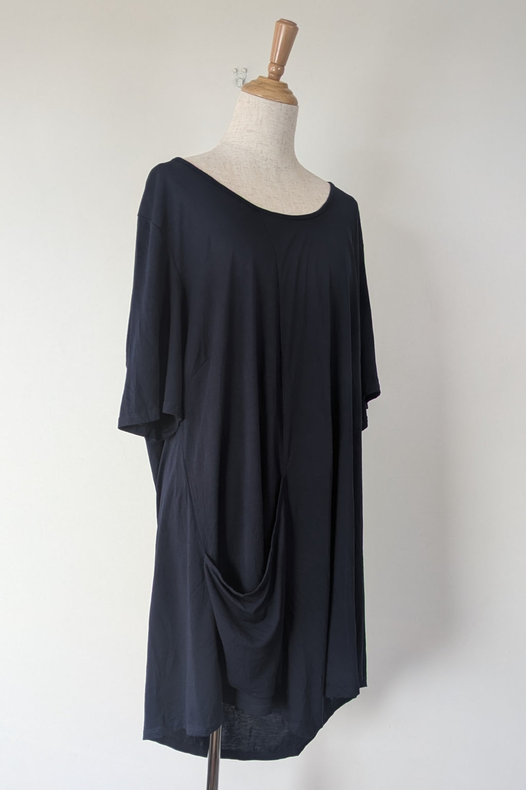 Taking Shape Nekesha Bamboo Tunic in Dark Indigo Size M BNWT RRP $109.95