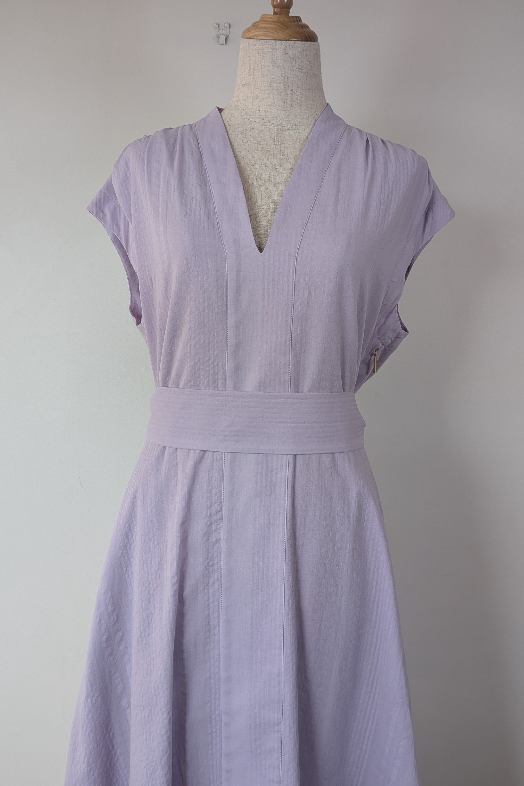 David Lawrence Serena Textured Dress in Wisteria Size 10 BNWT RRP $229
