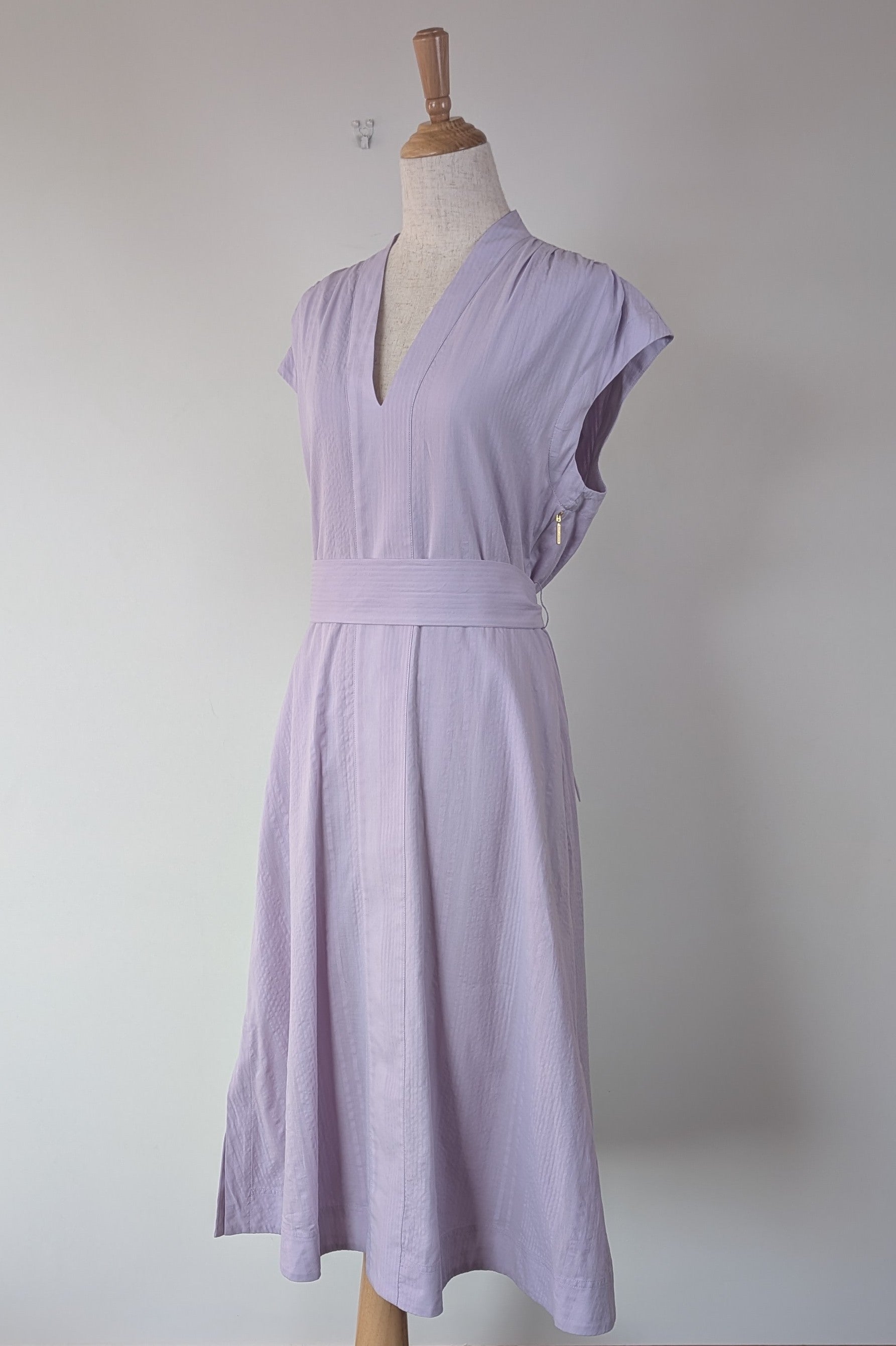 David Lawrence Serena Textured Dress in Wisteria Size 10 BNWT RRP $229