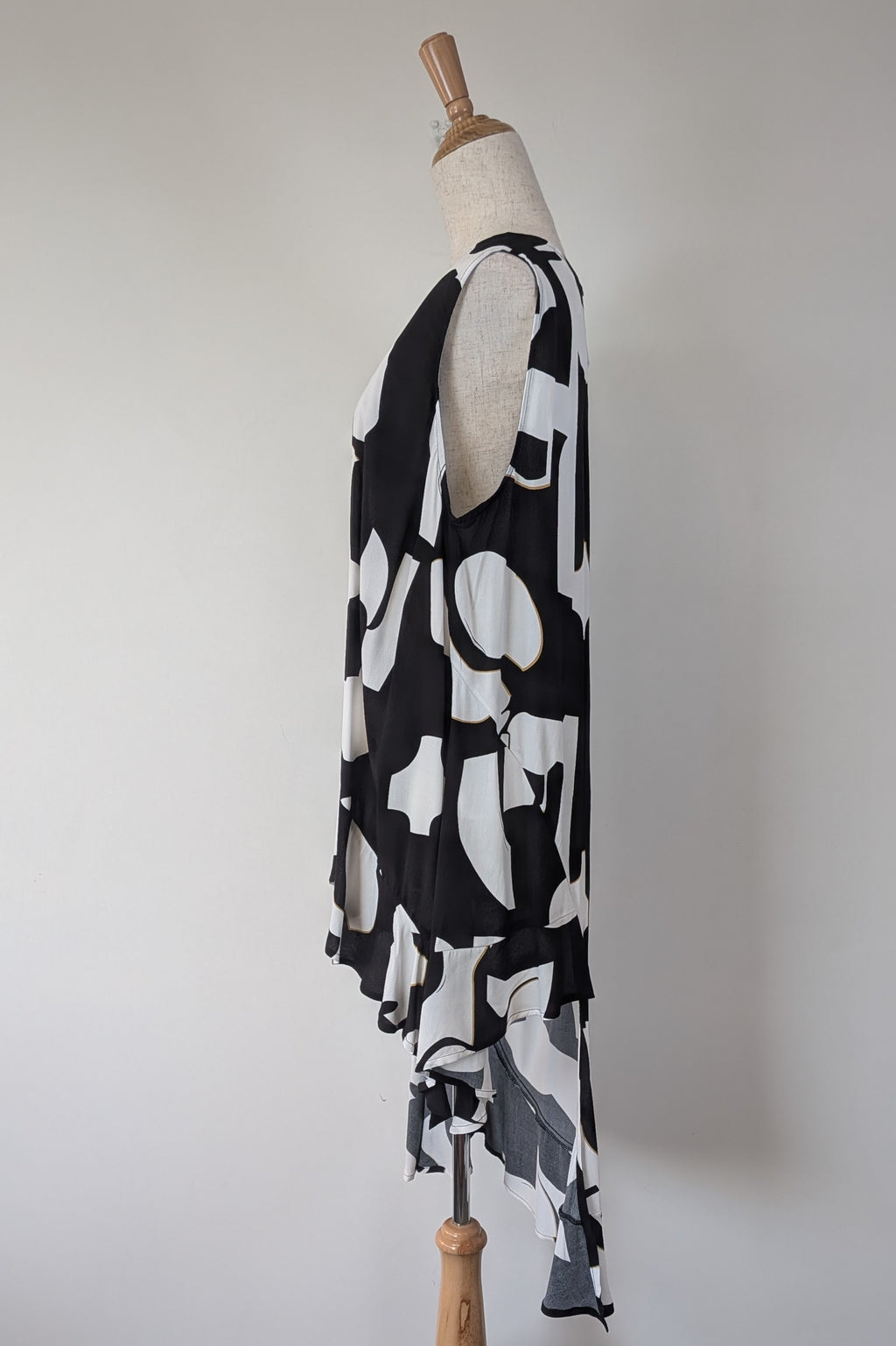Virtuelle Parisian Asymmetrical Tunic Size 14 BNWT RRP $109.95