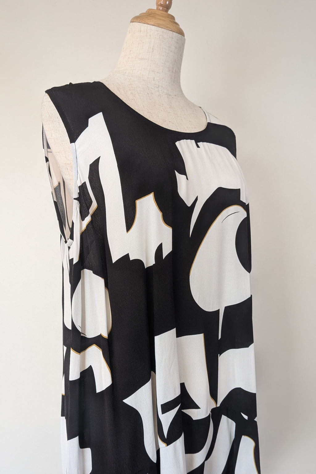 Virtuelle Parisian Asymmetrical Tunic Size 14 BNWT RRP $109.95