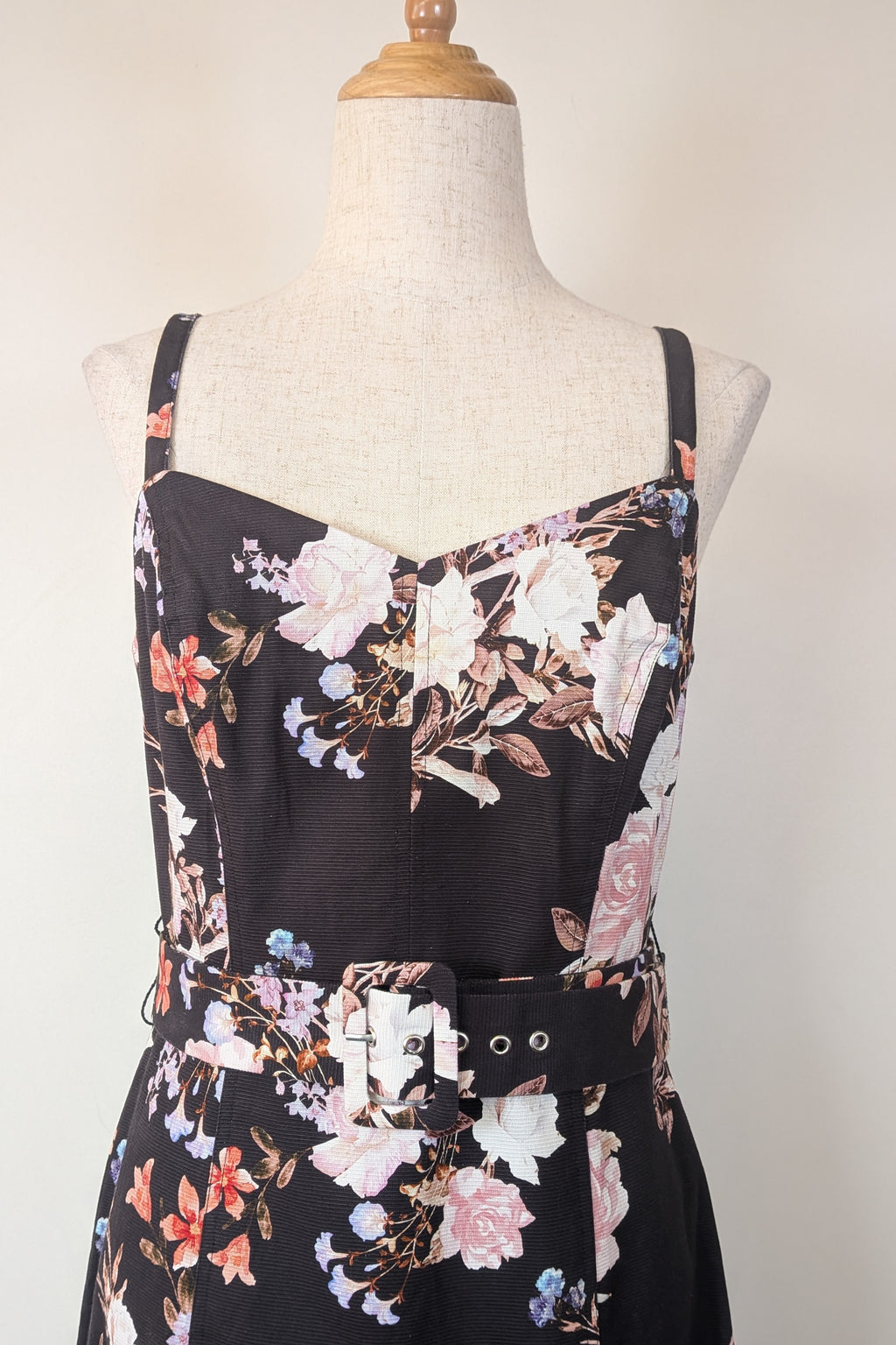 Portmans Black Spring Garden Dress Size 10 BNWT RRP $149.95