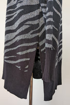 Liz Jordan Designer Collection Roll Neck Zebra Jumper in Black Size L BNWT RRP $139.95