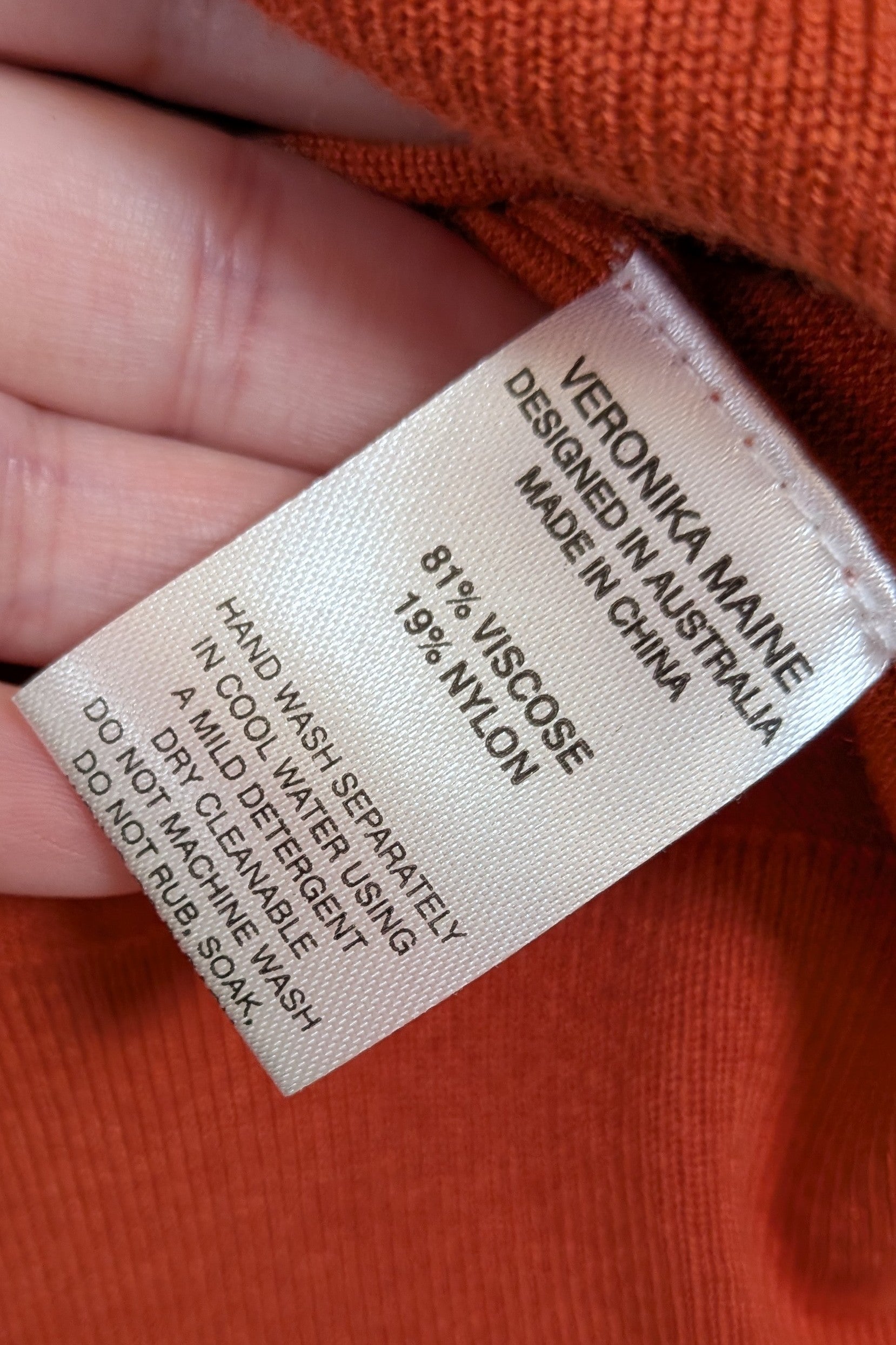 Veronika Maine Elbow Sleeve Round Knit in Pumpkin Size M