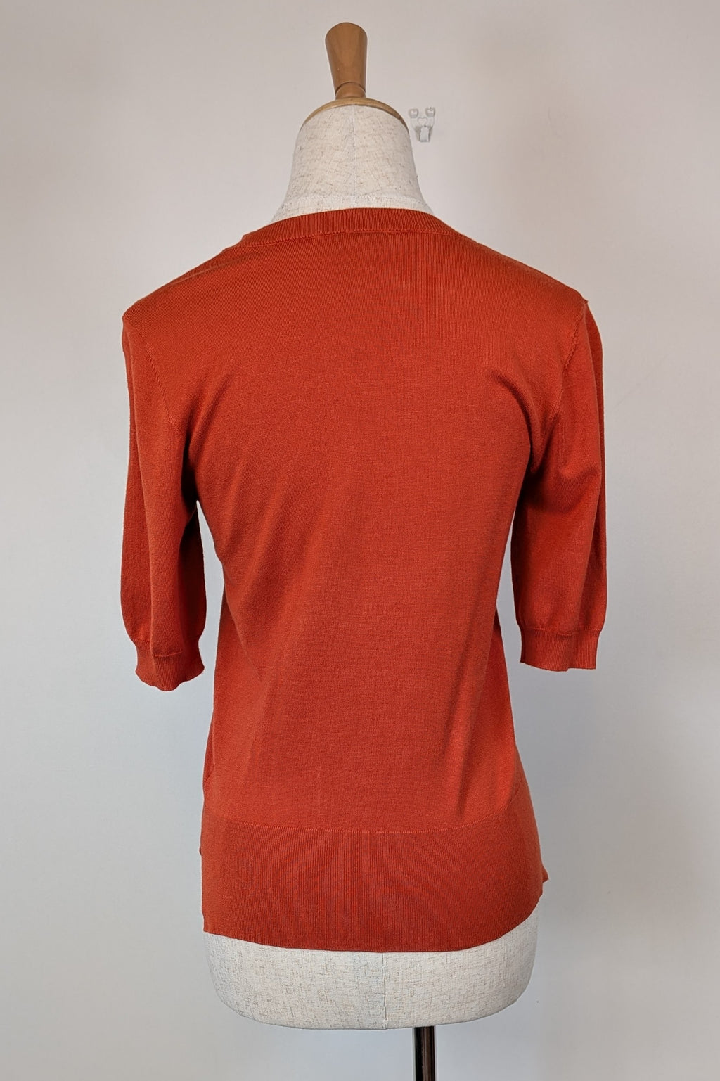 Veronika Maine Elbow Sleeve Round Knit in Pumpkin Size M