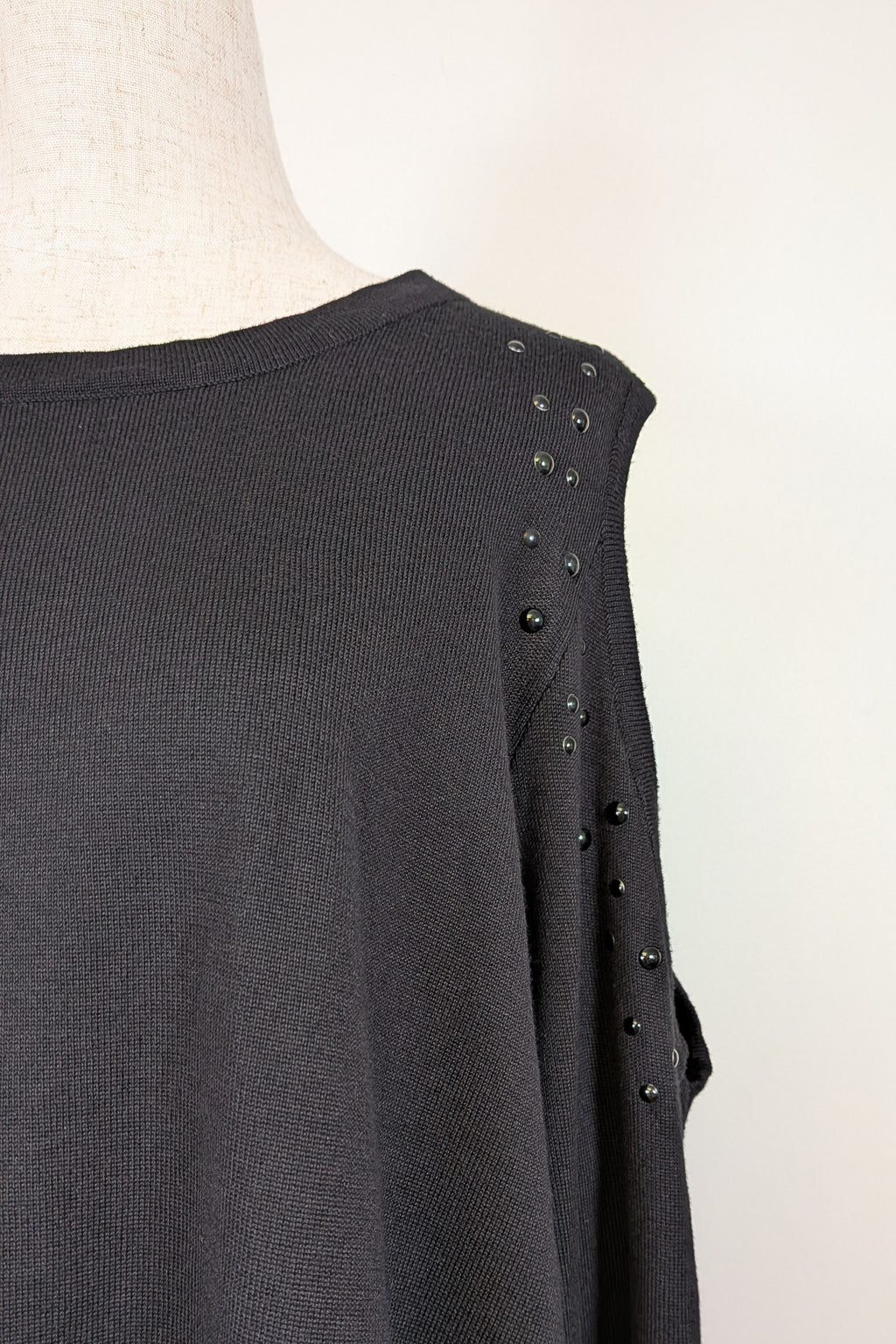 Beme Black 3/4 Cold Shoulder Jumper Size 16 BNWT RRP $79.95