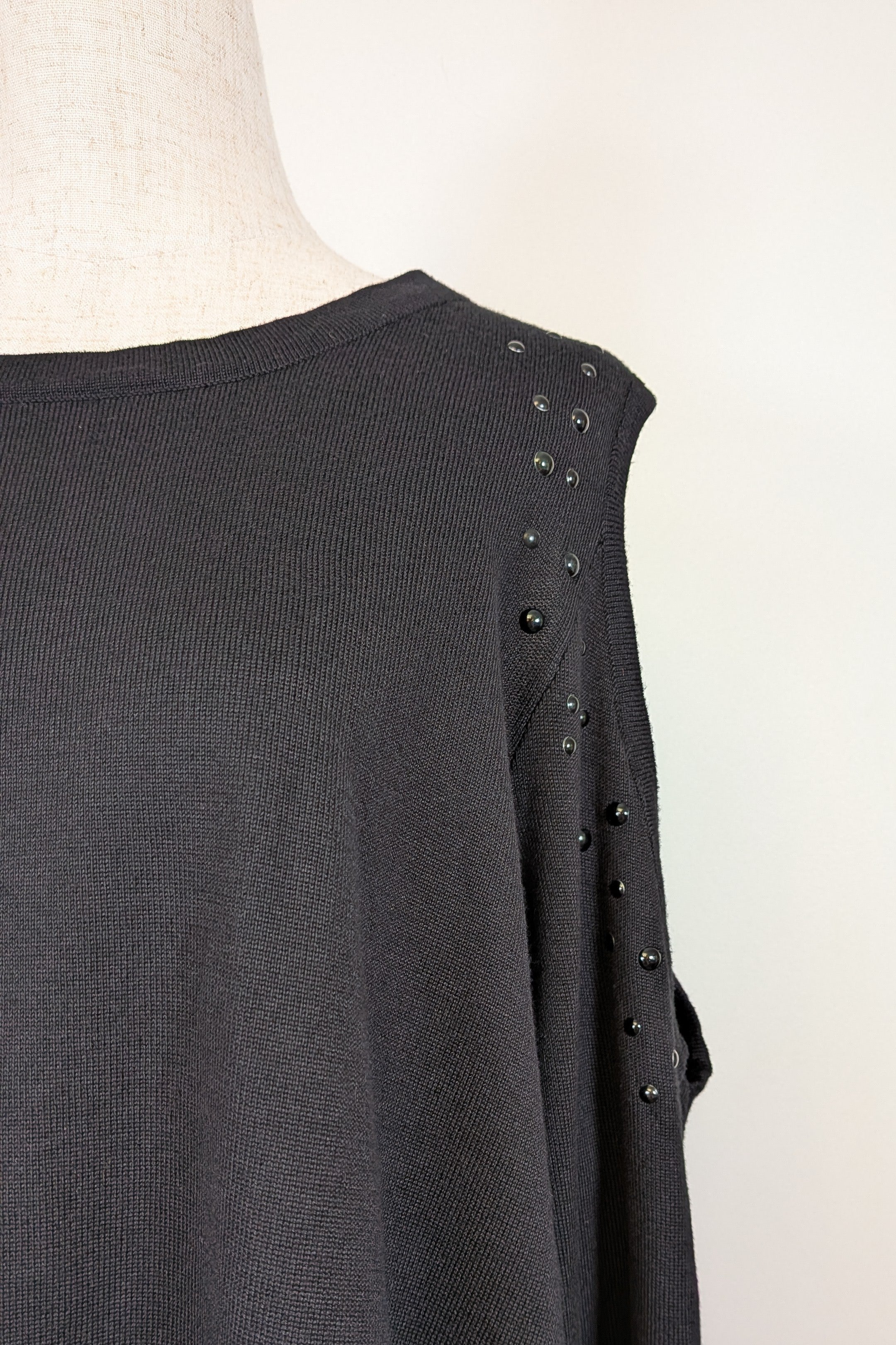 Beme Black 3/4 Cold Shoulder Jumper Size 16 BNWT RRP $79.95