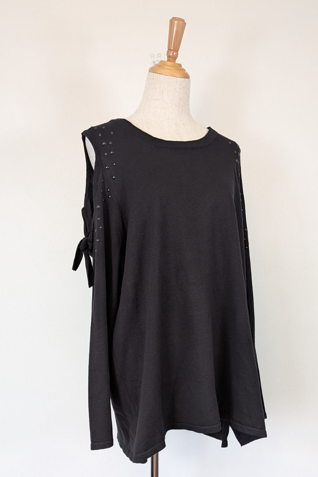 Beme Black 3/4 Cold Shoulder Jumper Size 16 BNWT RRP $79.95