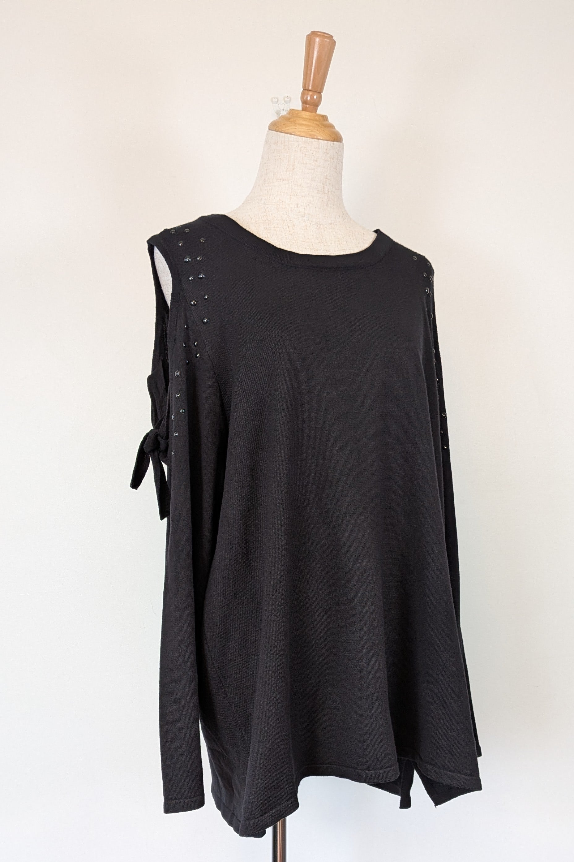 Beme Black 3/4 Cold Shoulder Jumper Size 16 BNWT RRP $79.95