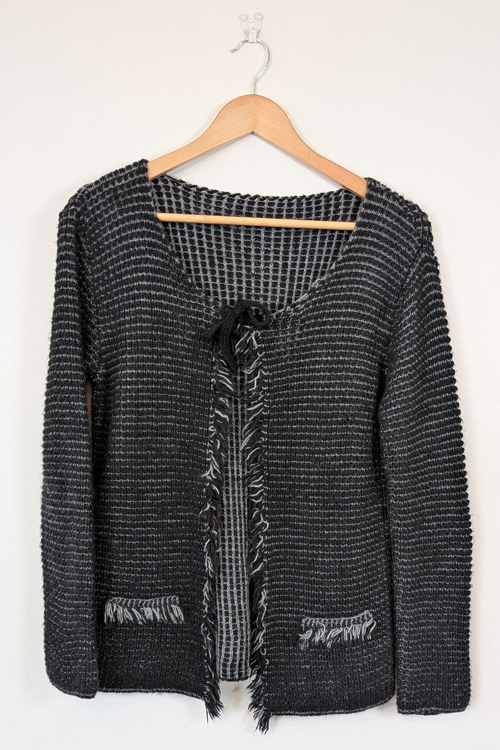Vintage 90s/Y2K Made in Italy Frayed Fringe Knit Cardigan Size M