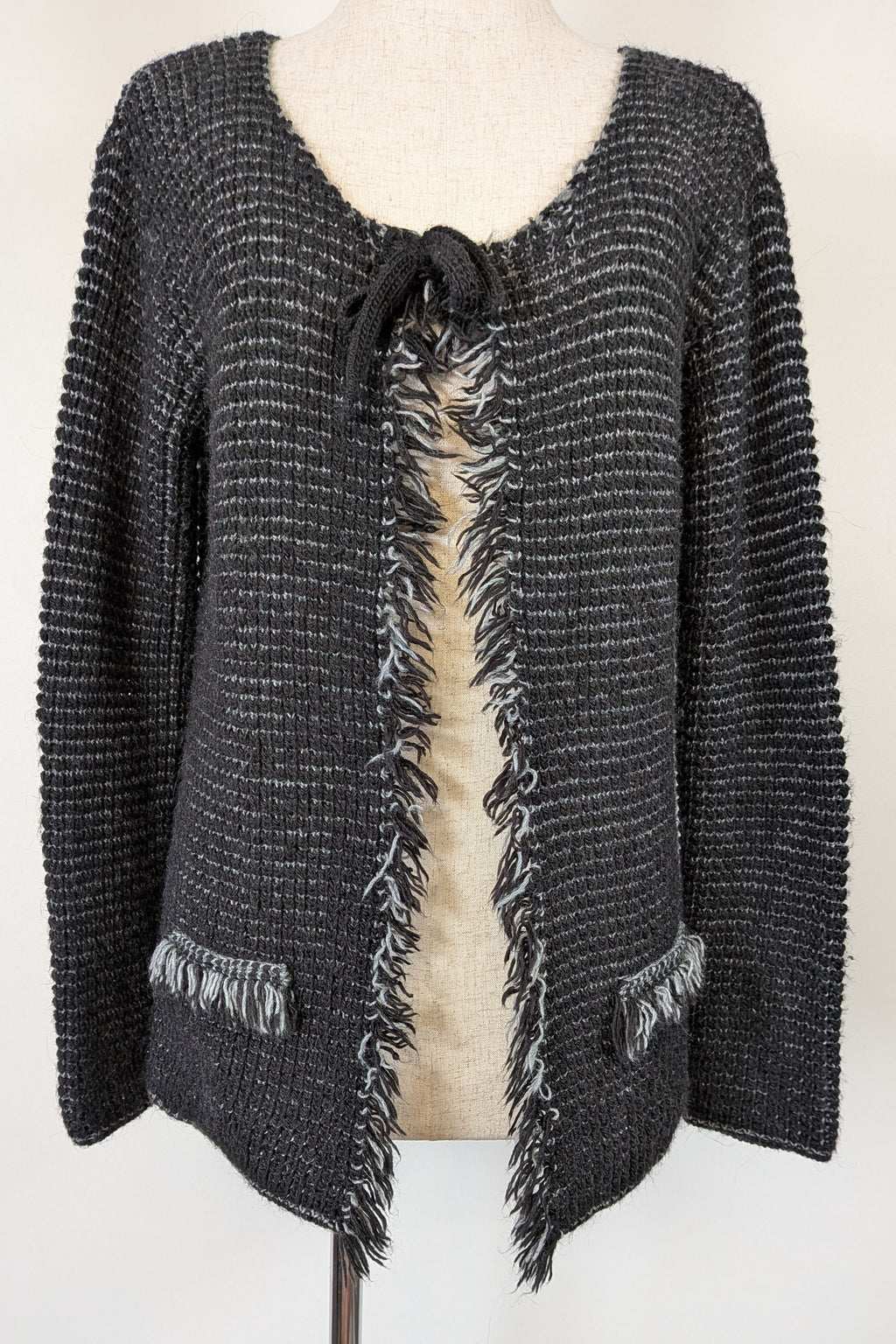 Vintage 90s/Y2K Made in Italy Frayed Fringe Knit Cardigan Size M