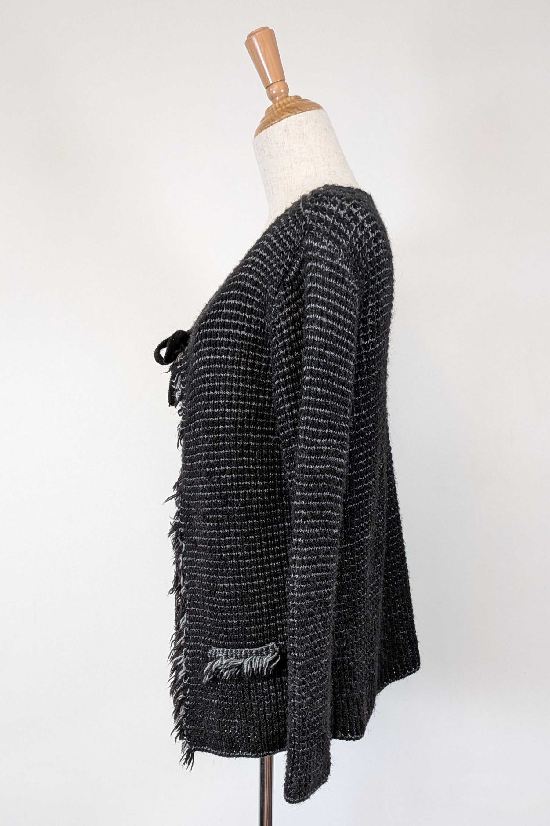 Vintage 90s/Y2K Made in Italy Frayed Fringe Knit Cardigan Size M