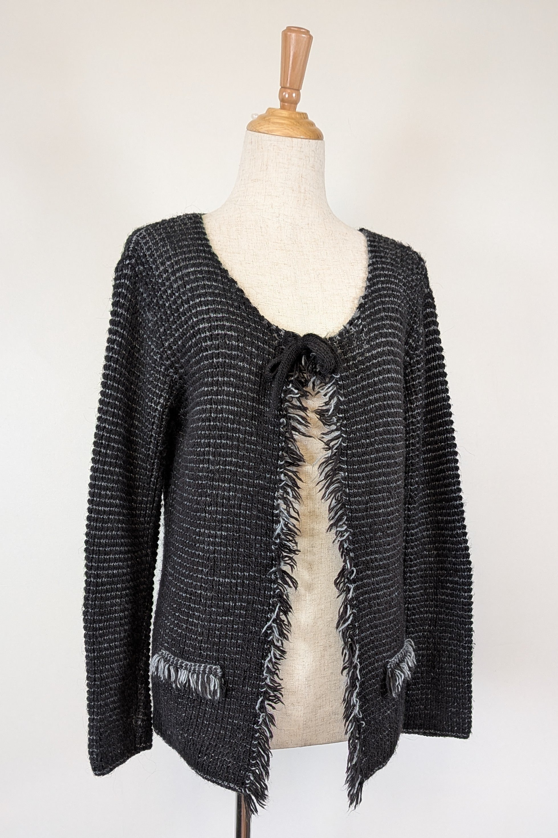 Vintage 90s/Y2K Made in Italy Frayed Fringe Knit Cardigan Size M