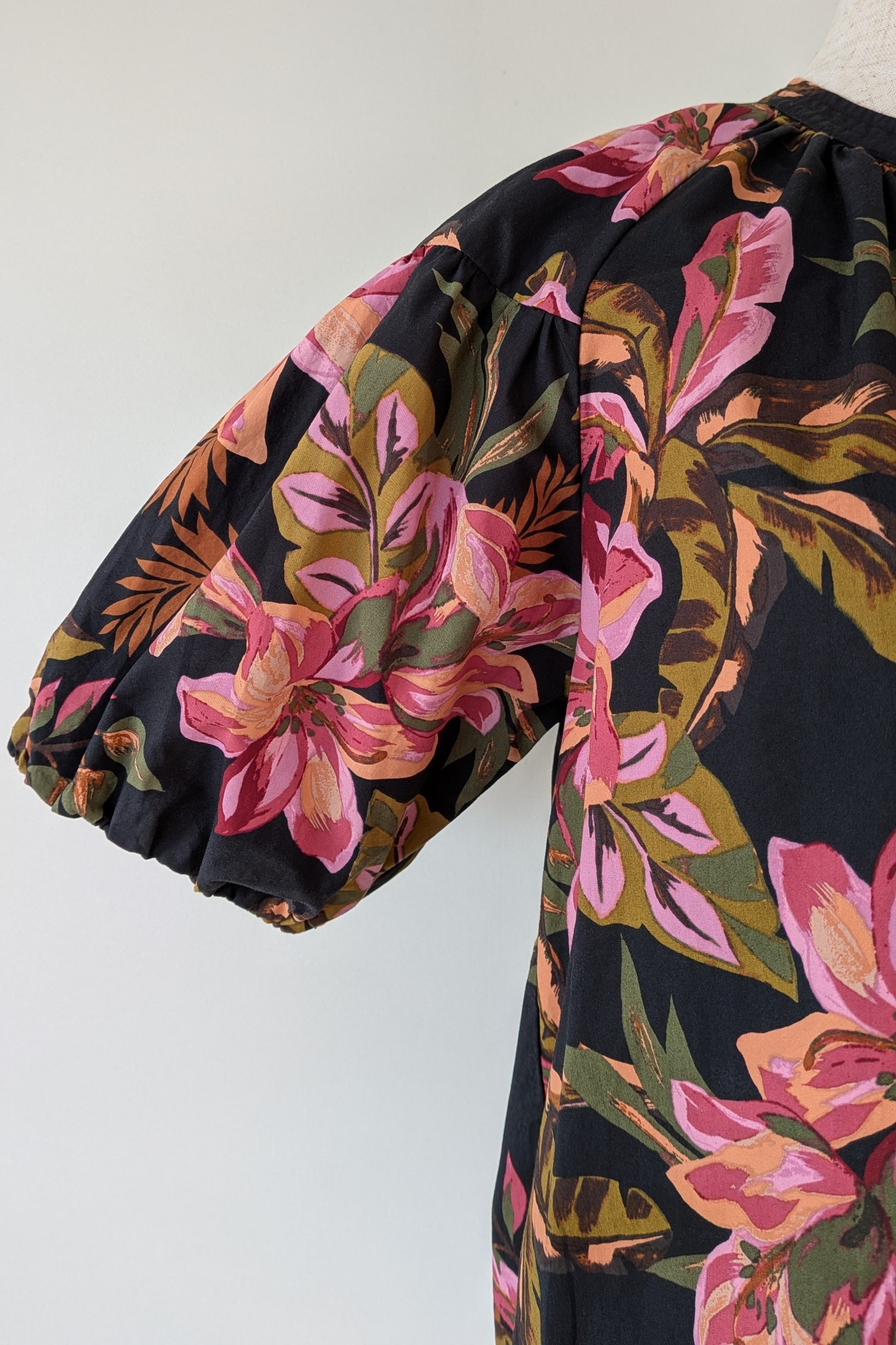 French Connection Tropical Puff Sleeve Shirt Size 6