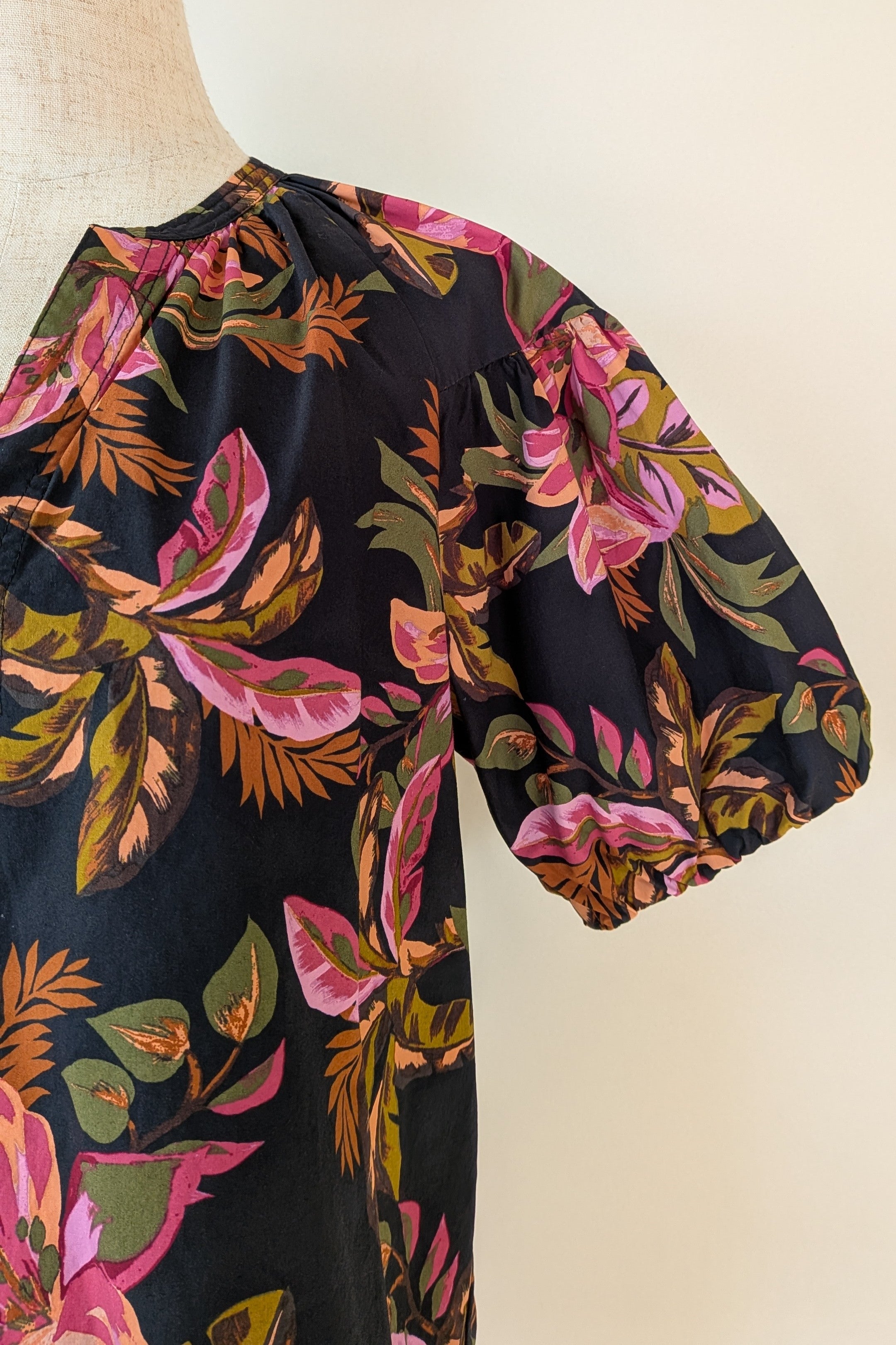 French Connection Tropical Puff Sleeve Shirt Size 6
