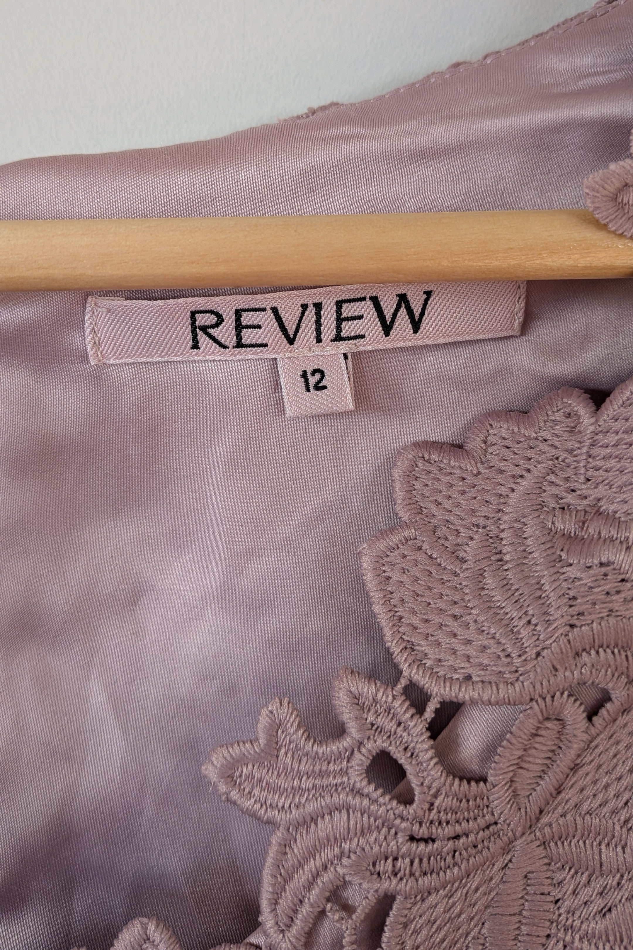 Review Dusty Pink Lace Dress Size 12