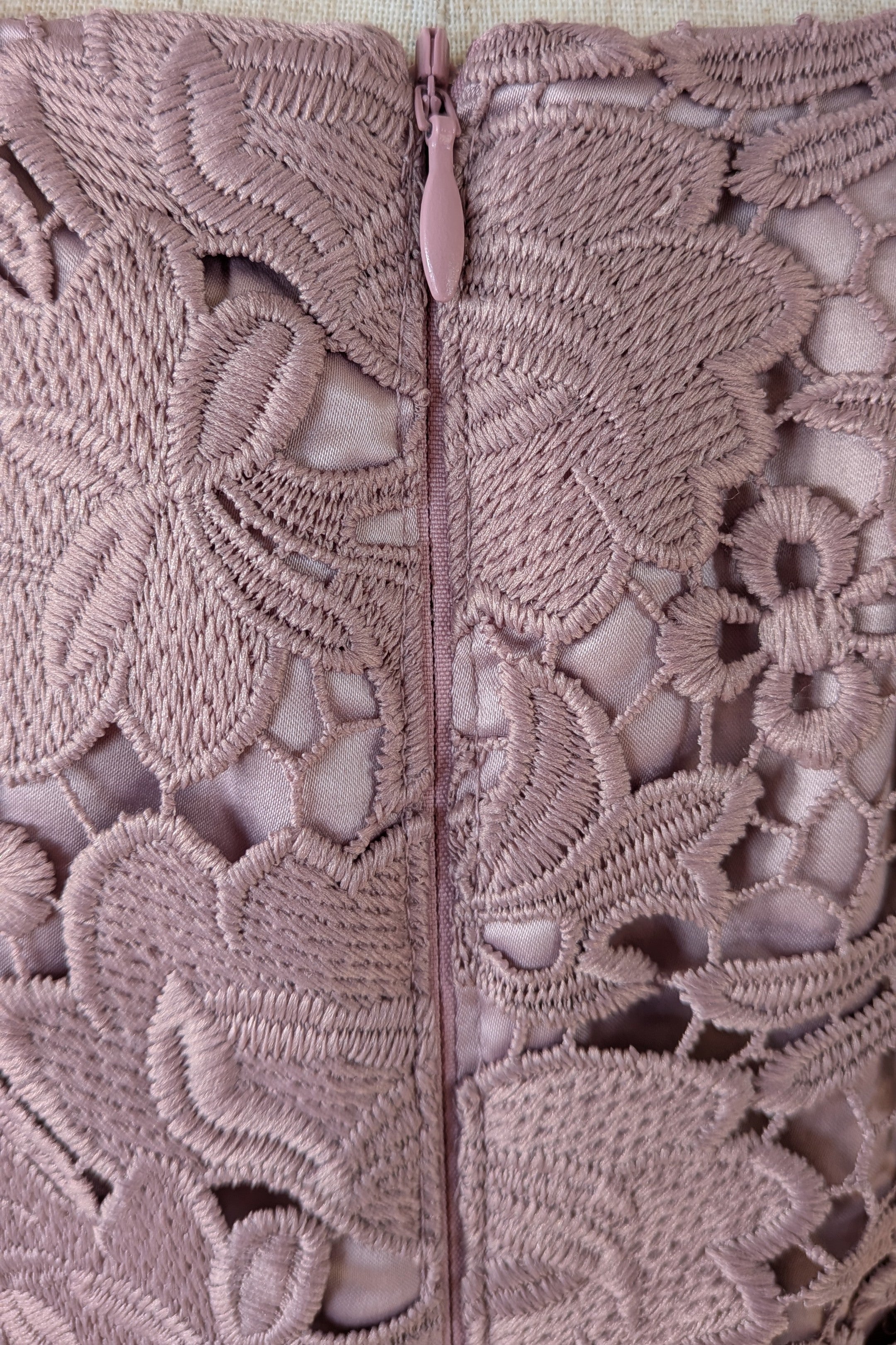 Review Dusty Pink Lace Dress Size 12