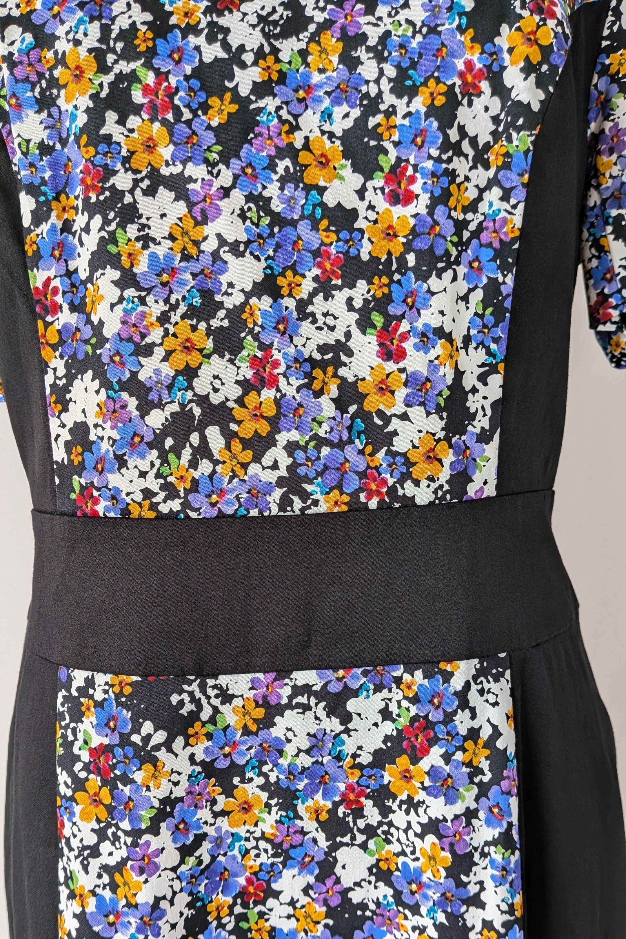 Review Ditsy Floral Print Contrast Panel Sheath Dress Size 14