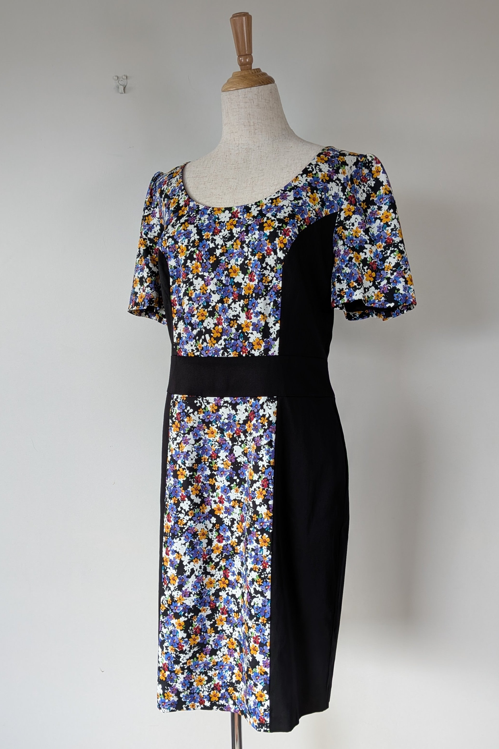 Review Ditsy Floral Print Contrast Panel Sheath Dress Size 14