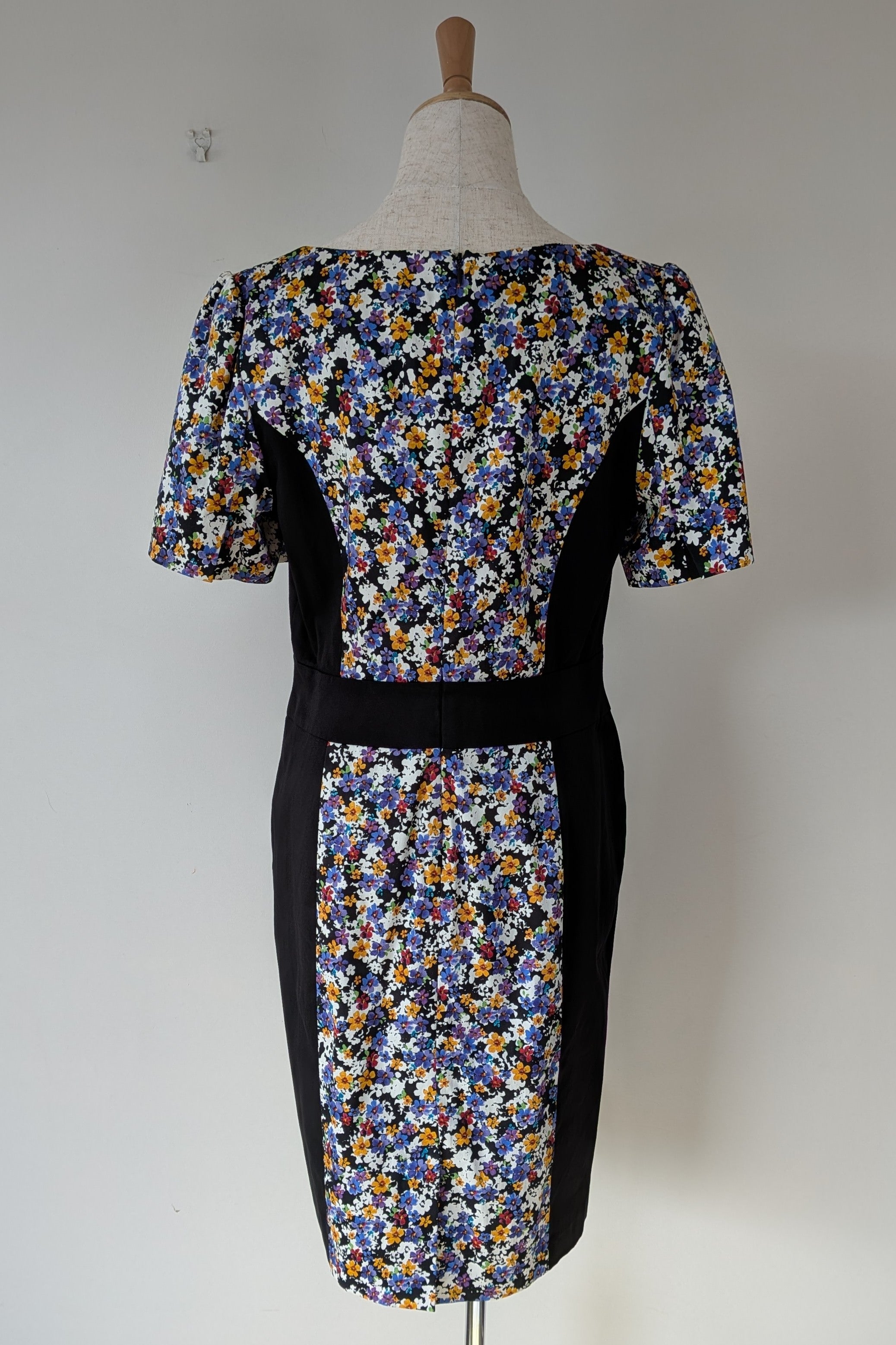 Review Ditsy Floral Print Contrast Panel Sheath Dress Size 14