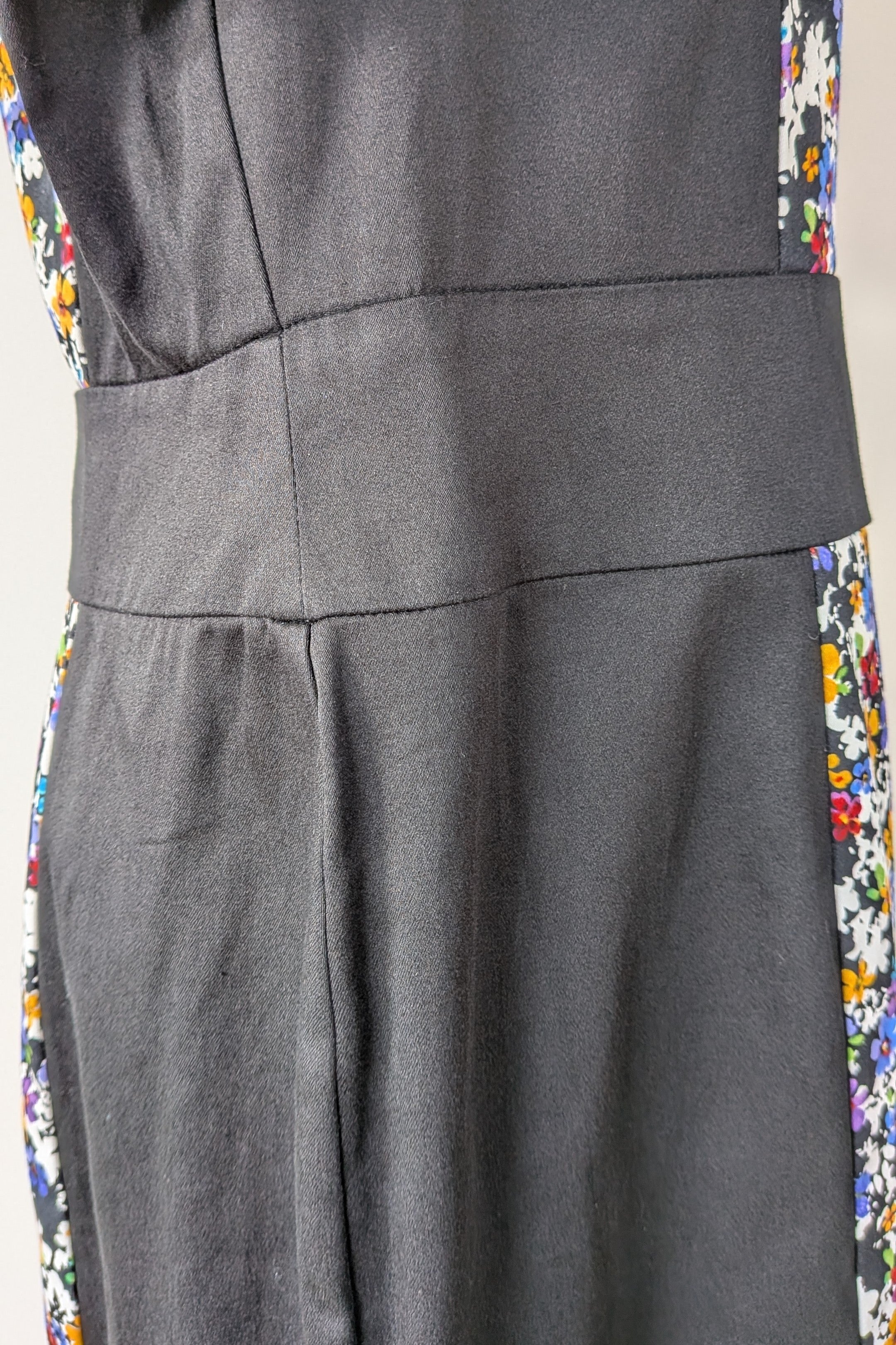 Review Ditsy Floral Print Contrast Panel Sheath Dress Size 14