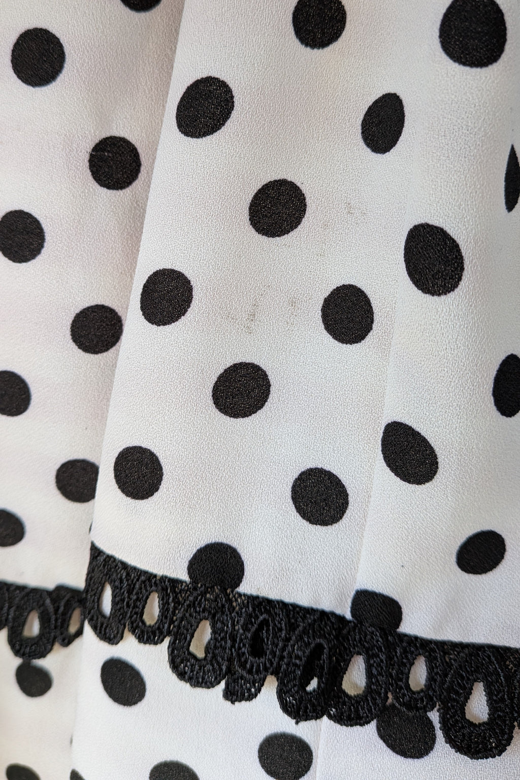 Calli Evie Mini Dress in White Polka Dot Size 18 BNWT RRP $109